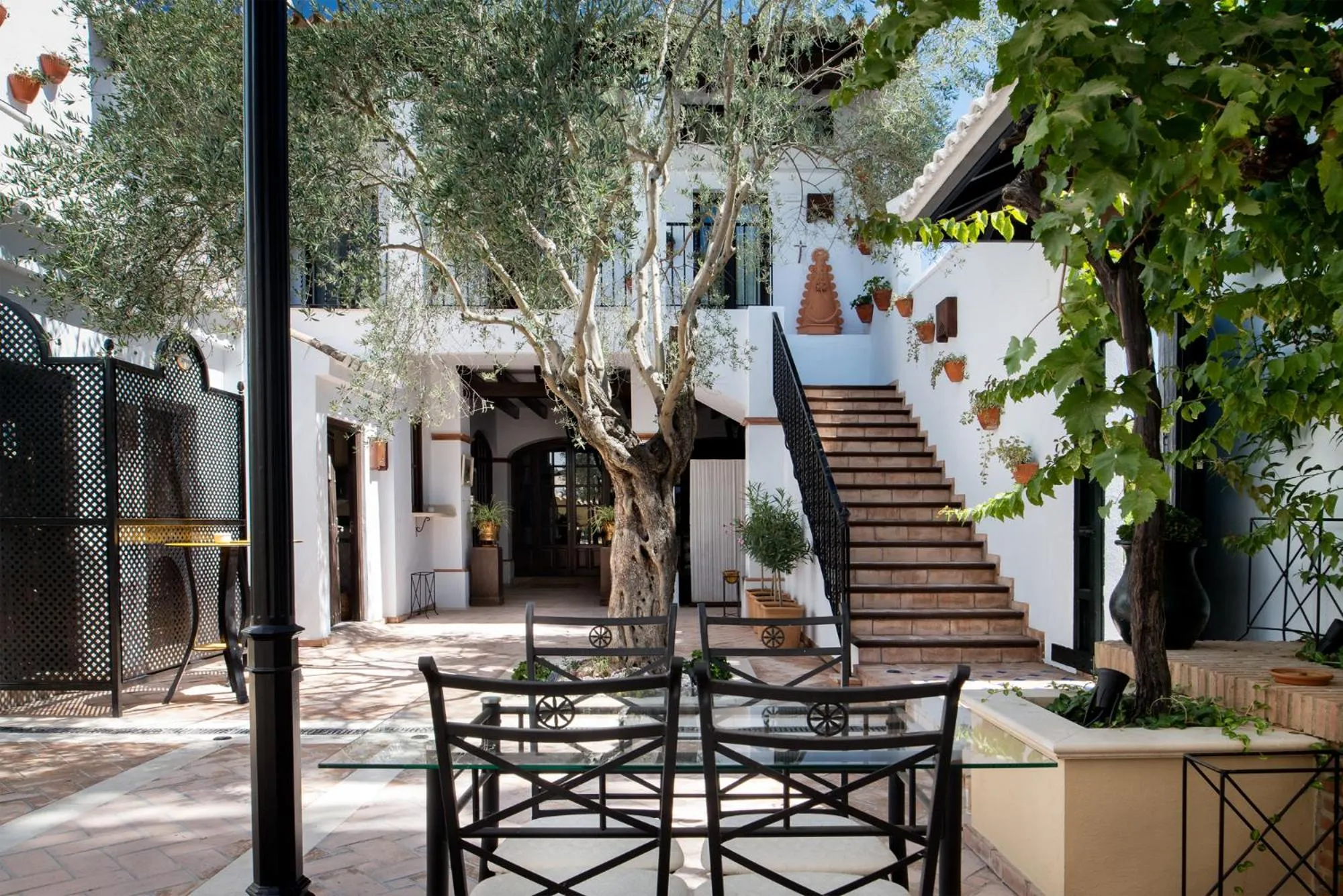 Patio in Hotel La Malvasía