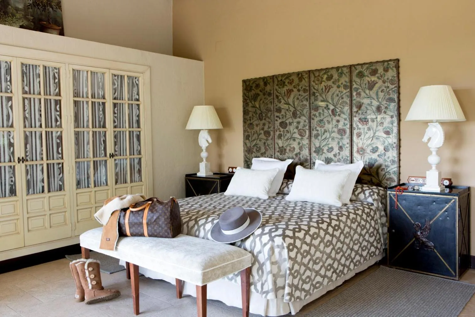 Bed in Hotel La Malvasía