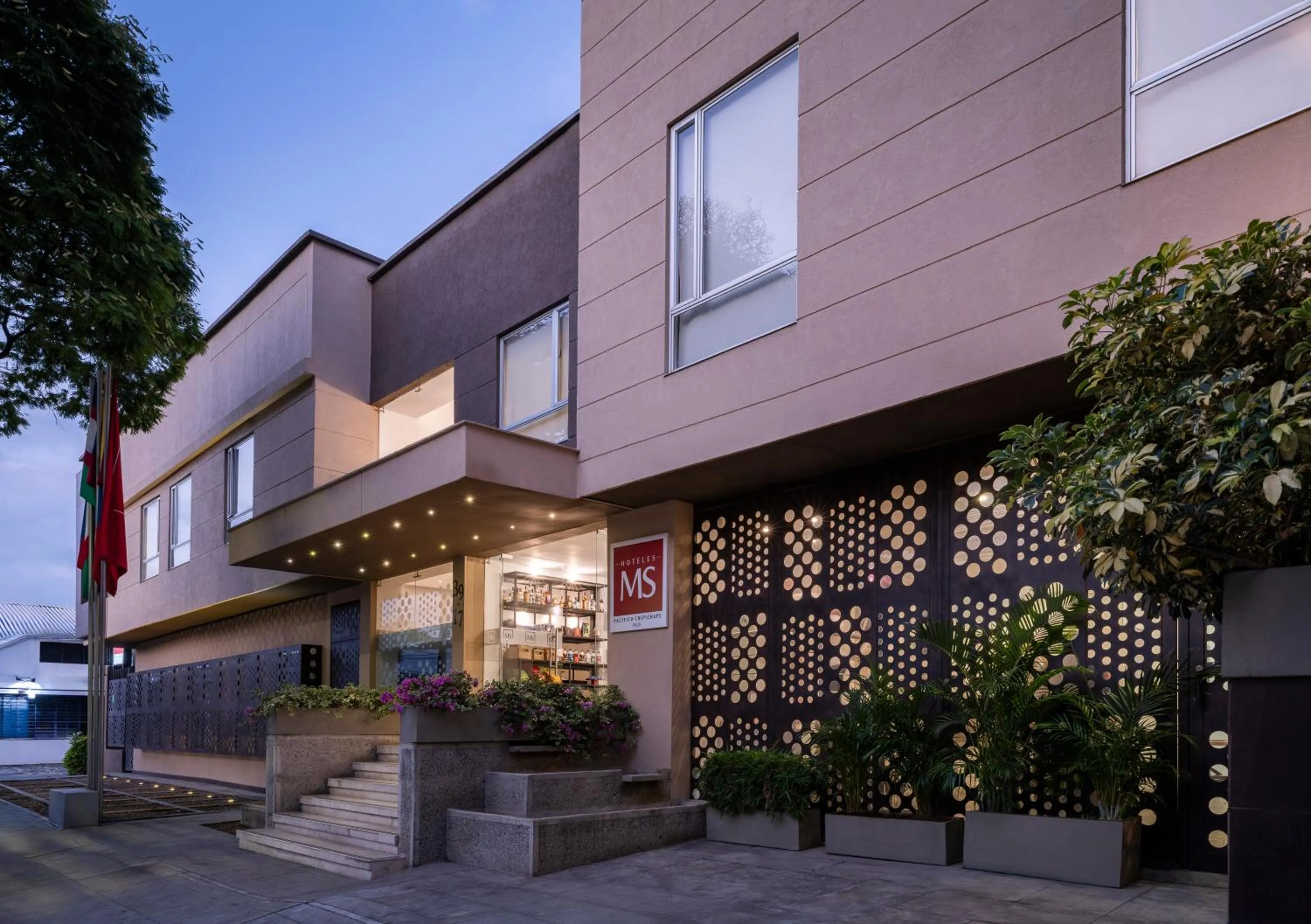 Facade/entrance in Hotel MS Pacifico Chipichape
