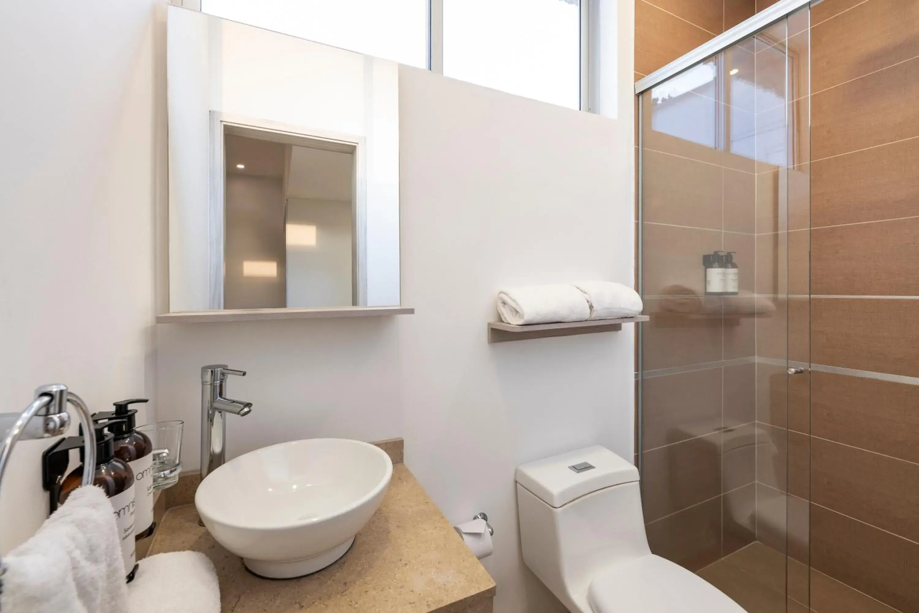 Suite - single occupancy in Hotel MS Pacifico Chipichape Suite - single occupancy in Hotel MS Pacifico Chipichape