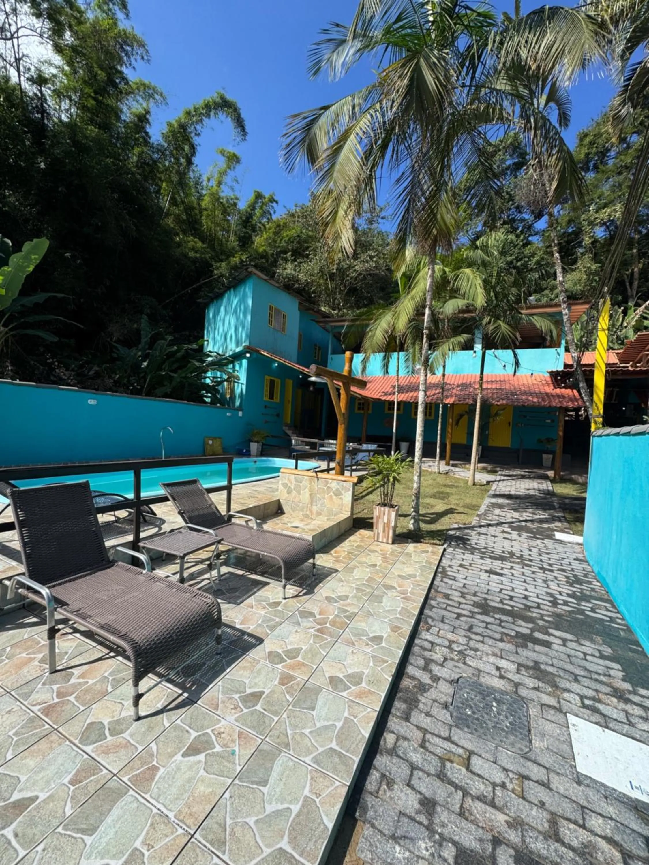 Pousada Tropical Araçatiba