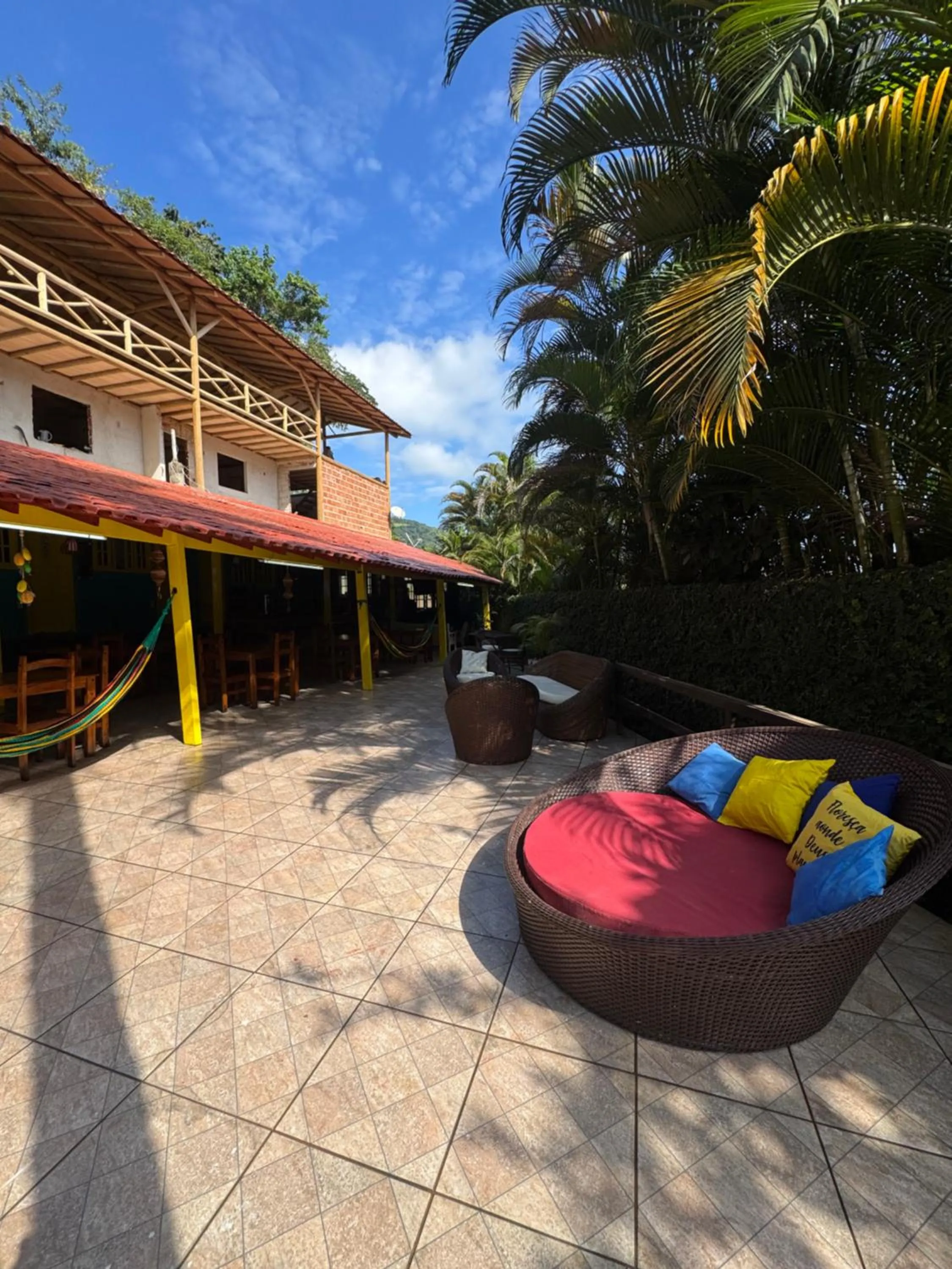 Pousada Tropical Araçatiba