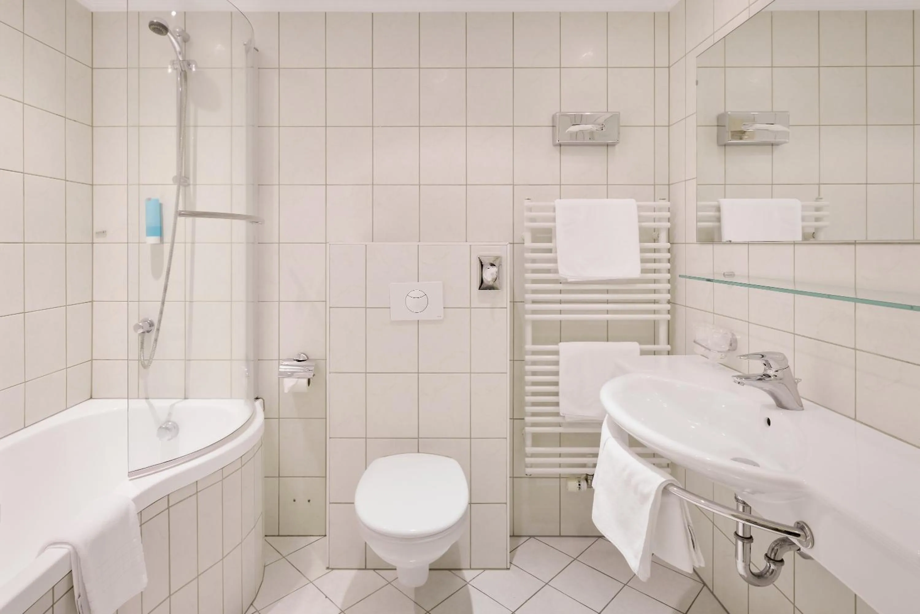 Bathroom in Riders In