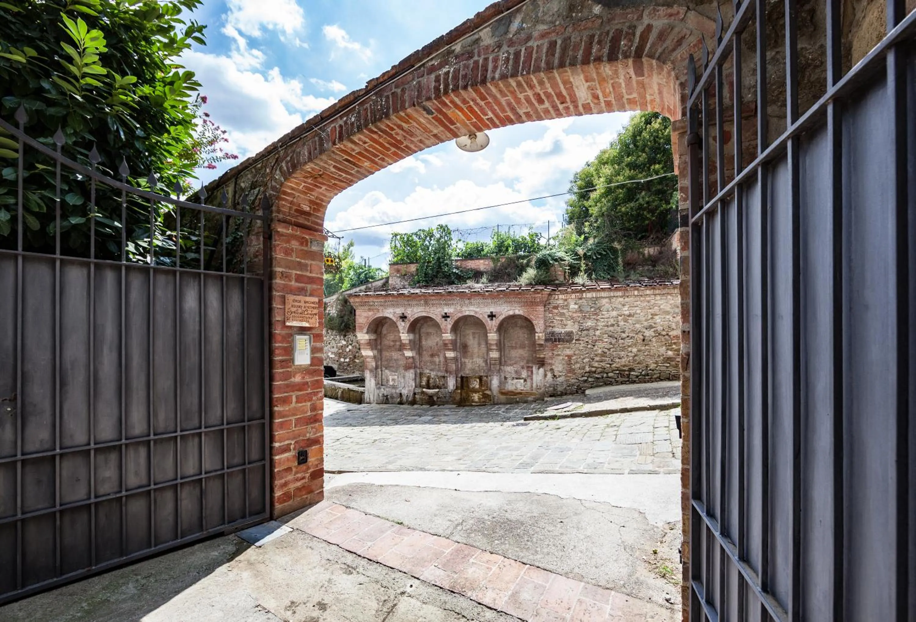 Neighbourhood in Fonte Del Castagno