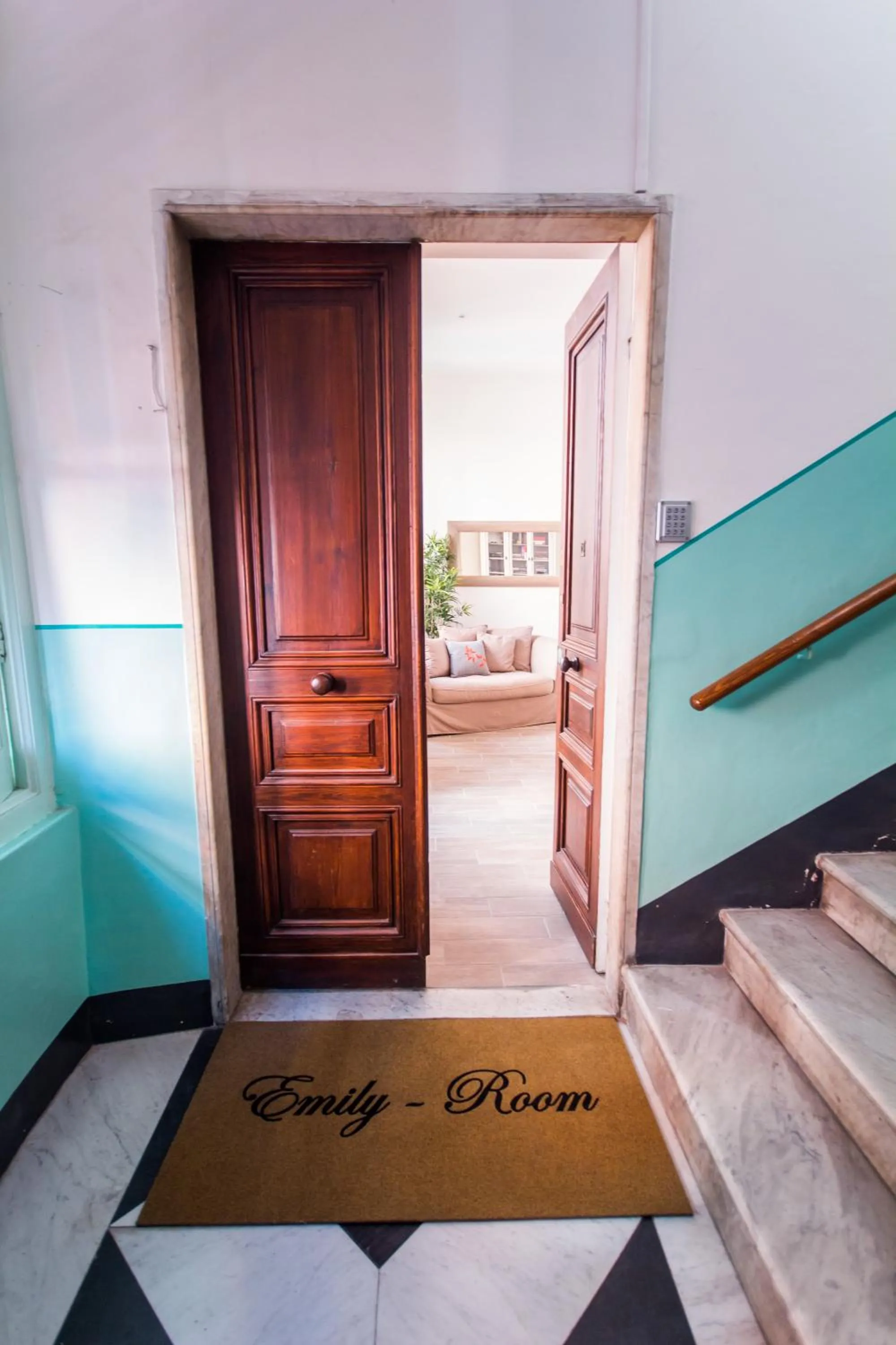 Facade/entrance, Bed in Emily Rooms