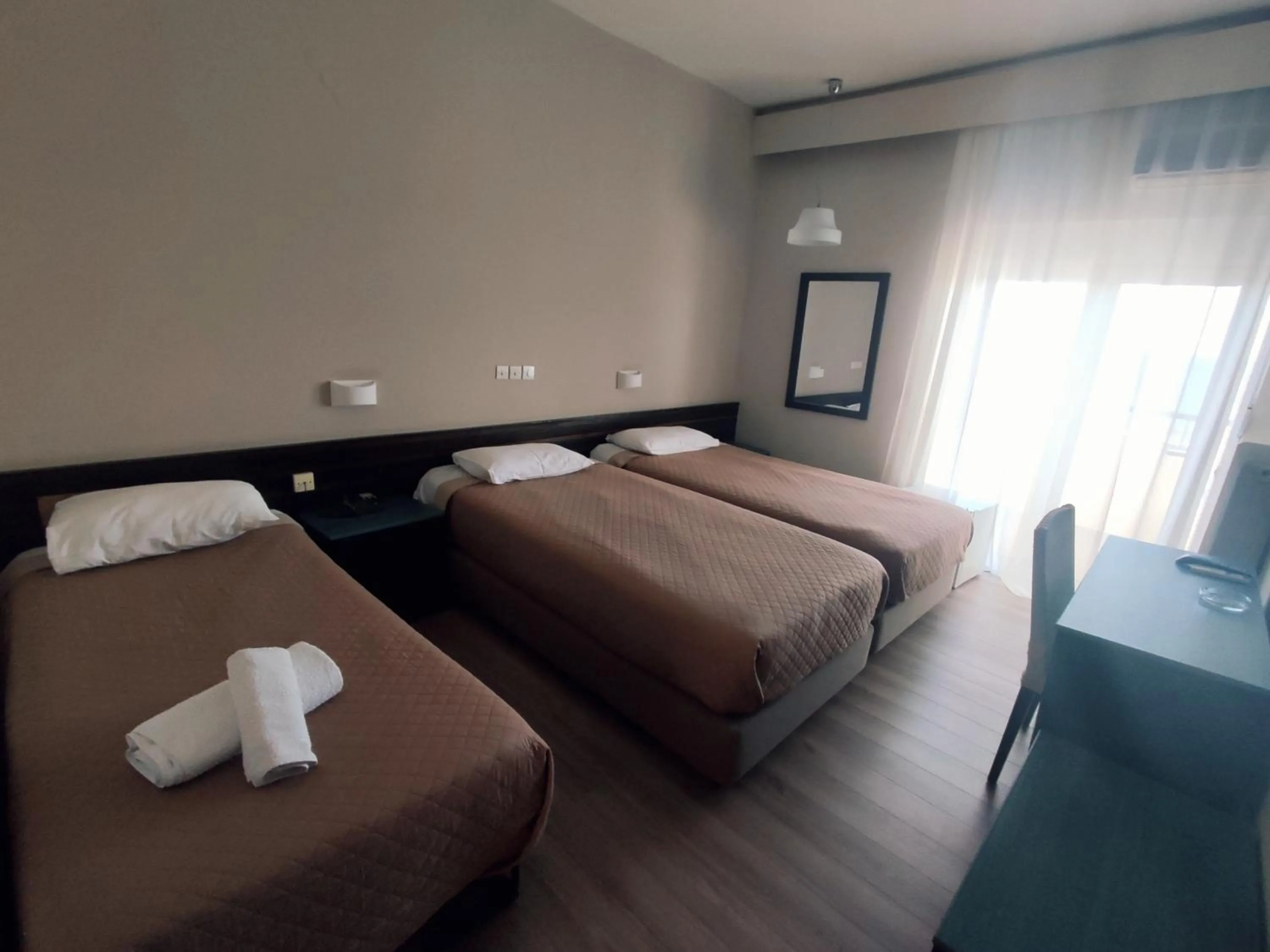 Bedroom, Bed in Plaza Hotel