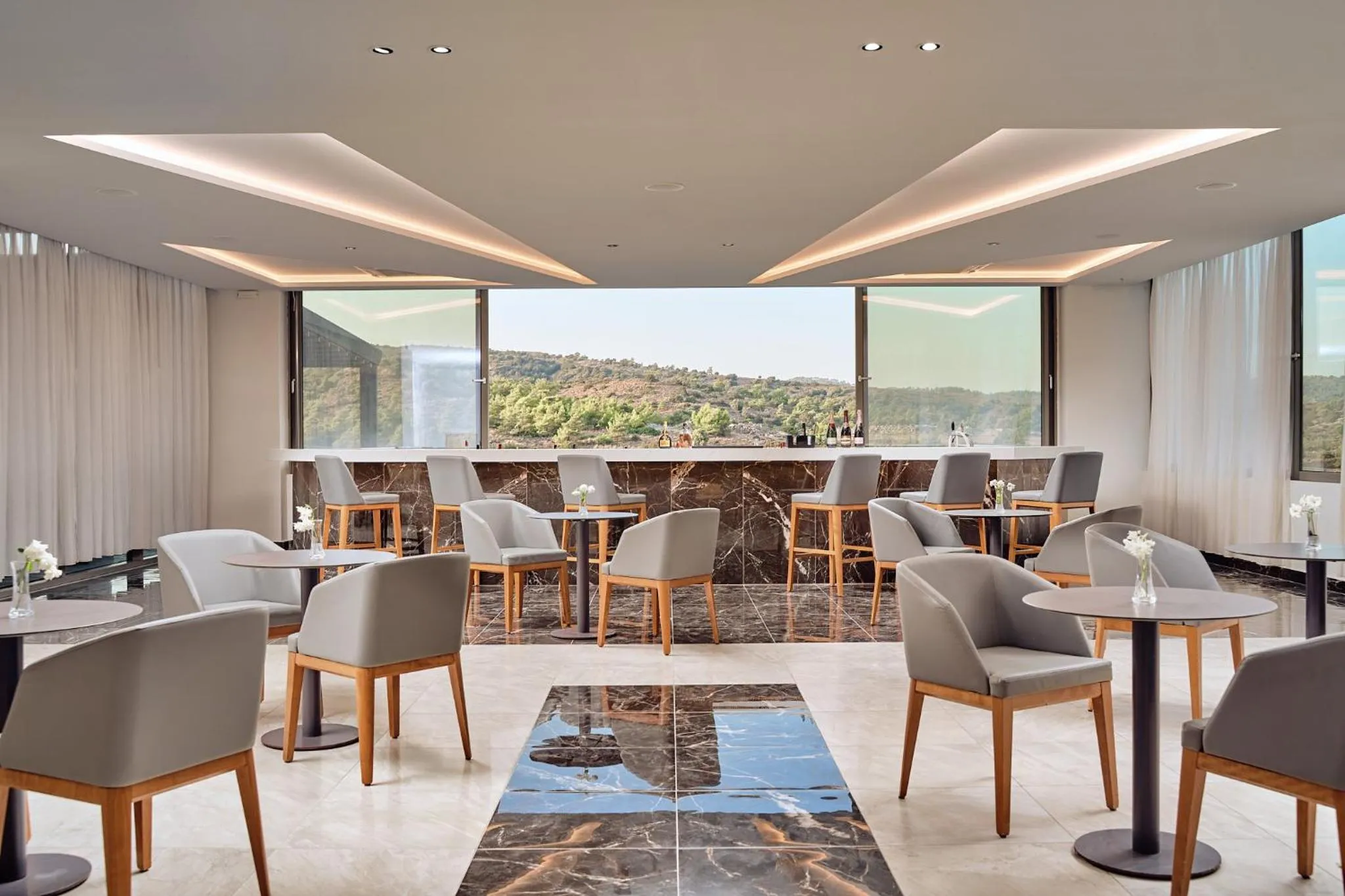 Lounge or bar in Princess Sun Hotel