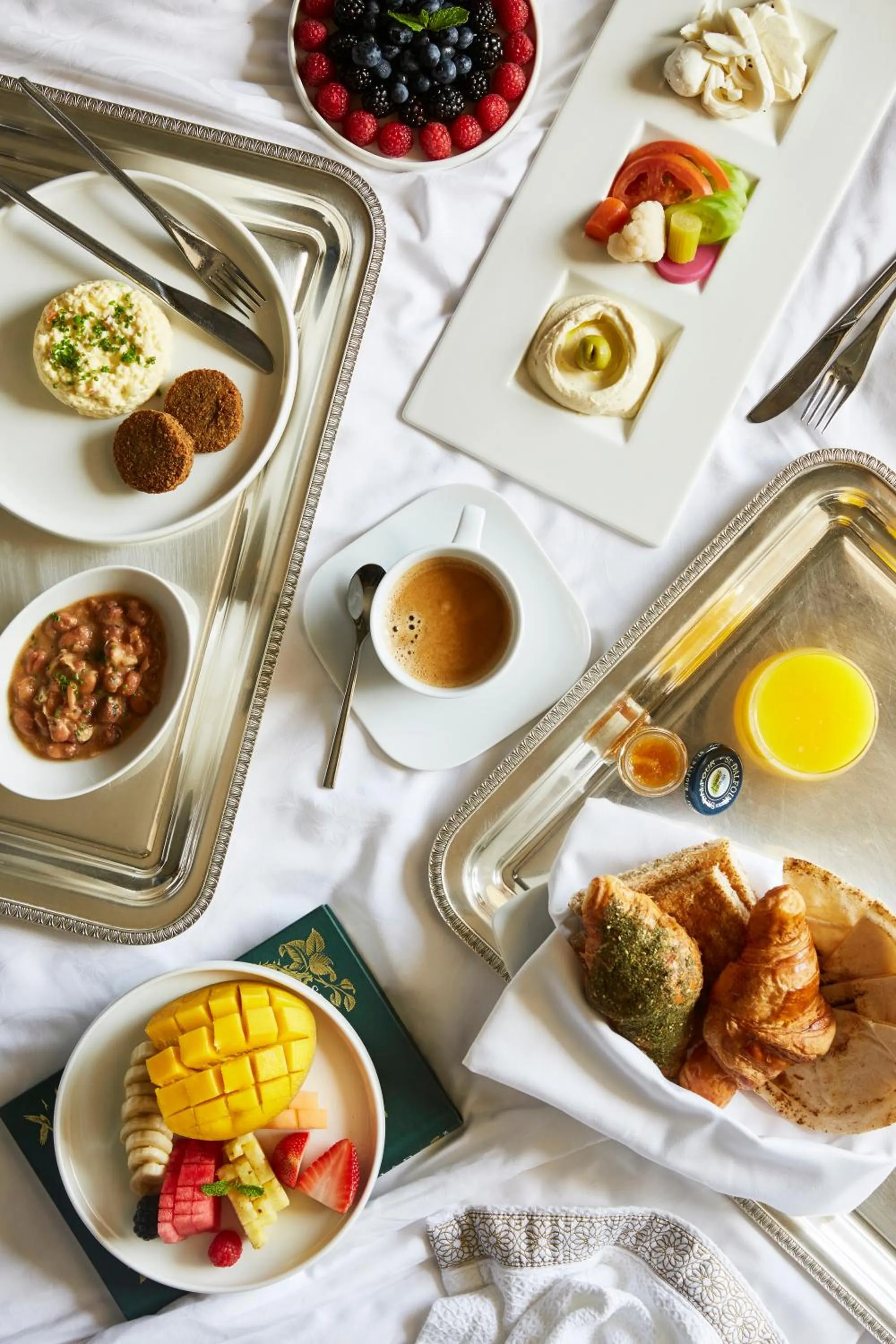 Breakfast in Jumeirah Zabeel Saray Dubai