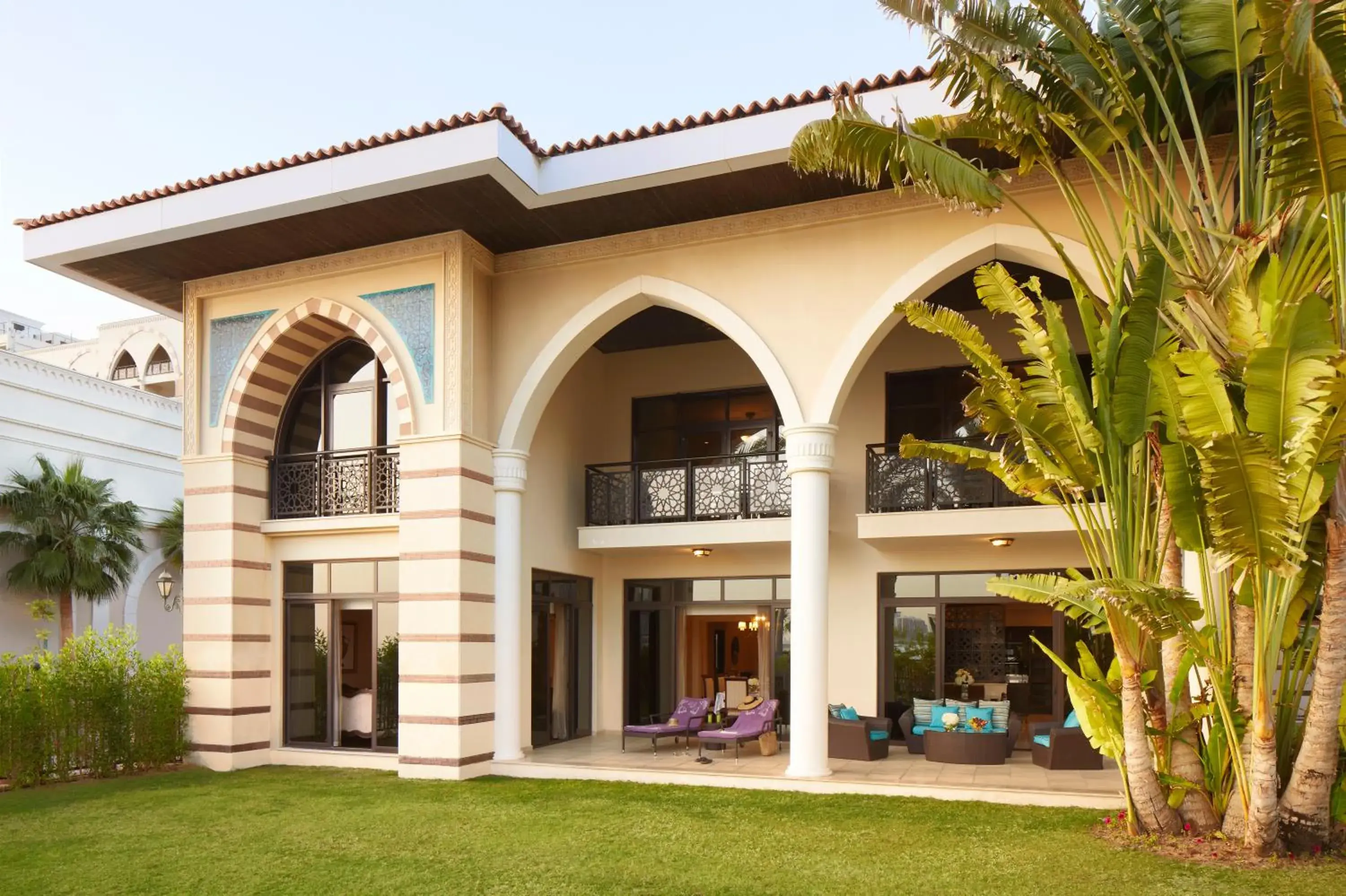 Five Bedroom Royal Villa with Private Pool – includes Butler Service, Daily Breakfast & Airport Transfer in Jumeirah Zabeel Saray Dubai Five Bedroom Royal Villa with Private Pool – includes Butler Service, Daily Breakfast & Airport Transfer in Jumeirah Zabeel Saray Dubai