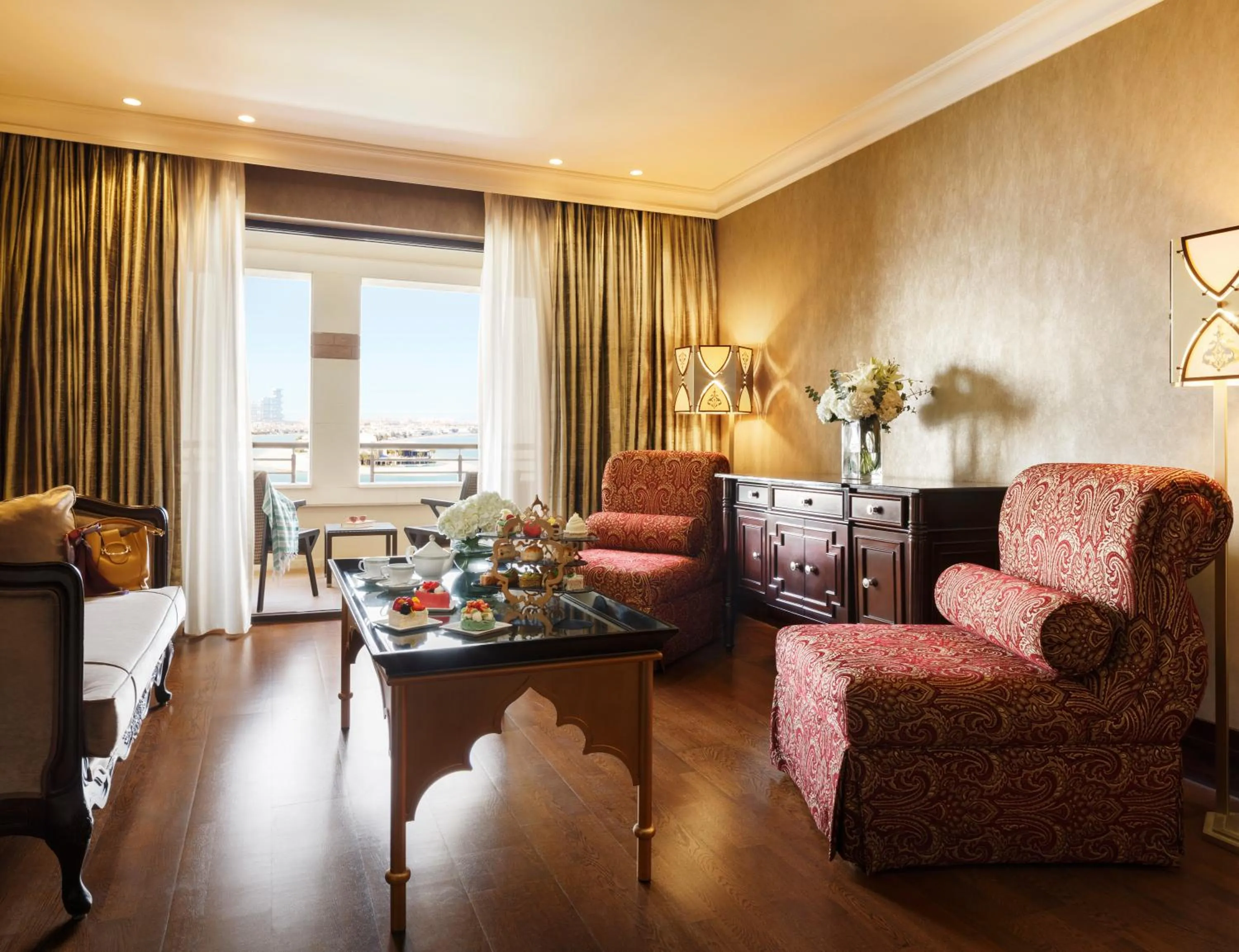Living room in Jumeirah Zabeel Saray Dubai