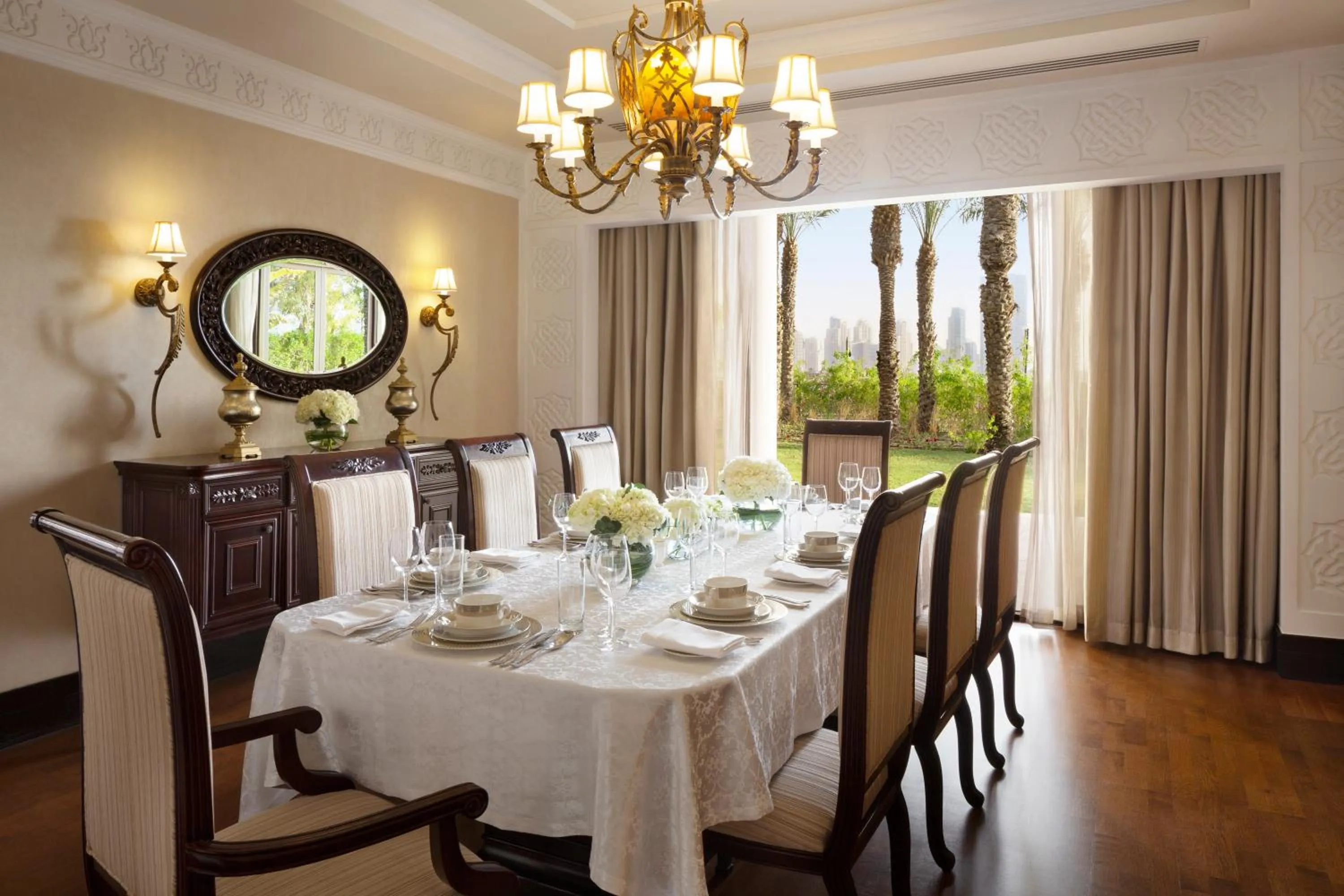 Garden in Jumeirah Zabeel Saray Dubai