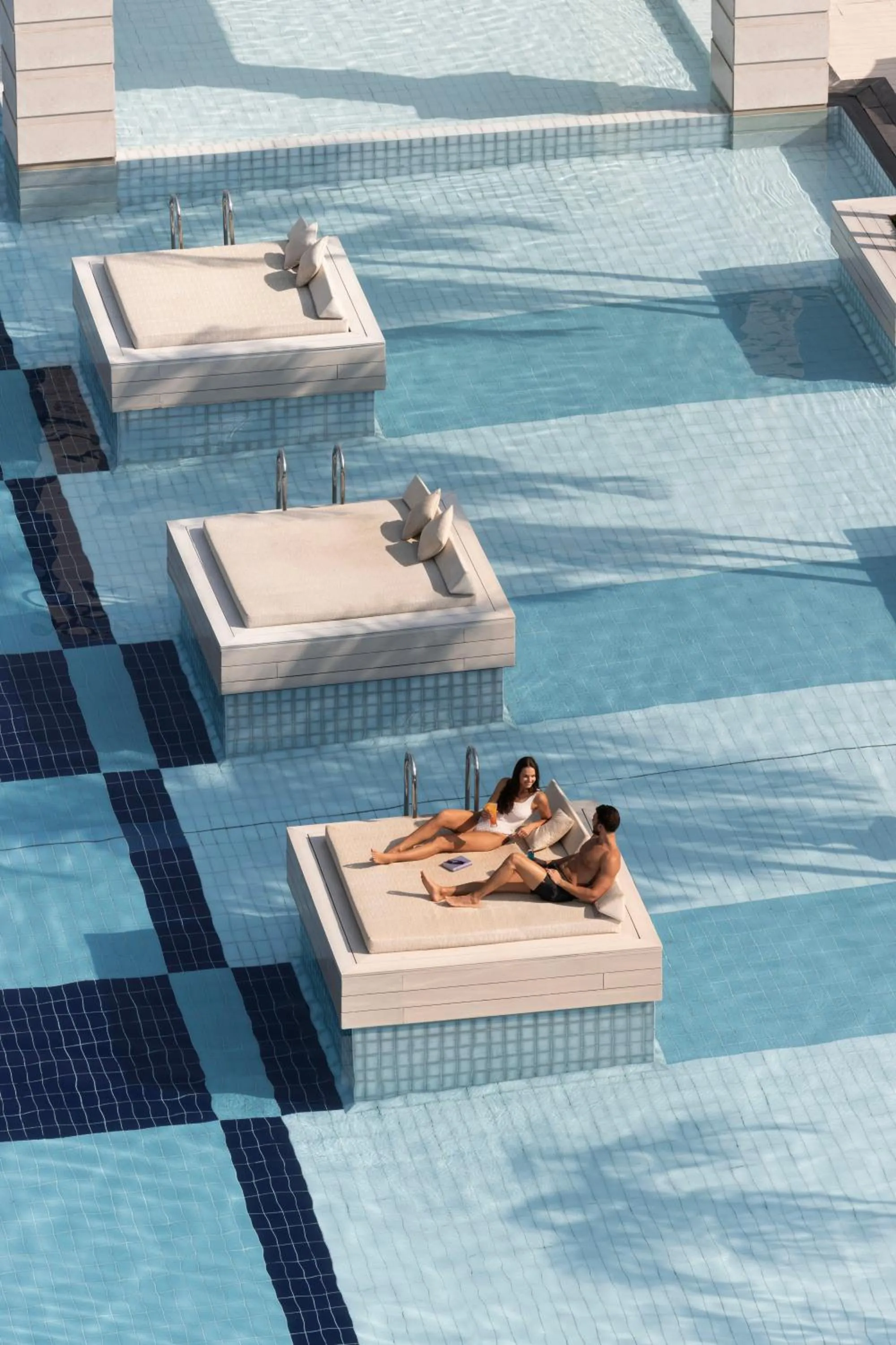 Swimming pool in Jumeirah Zabeel Saray Dubai