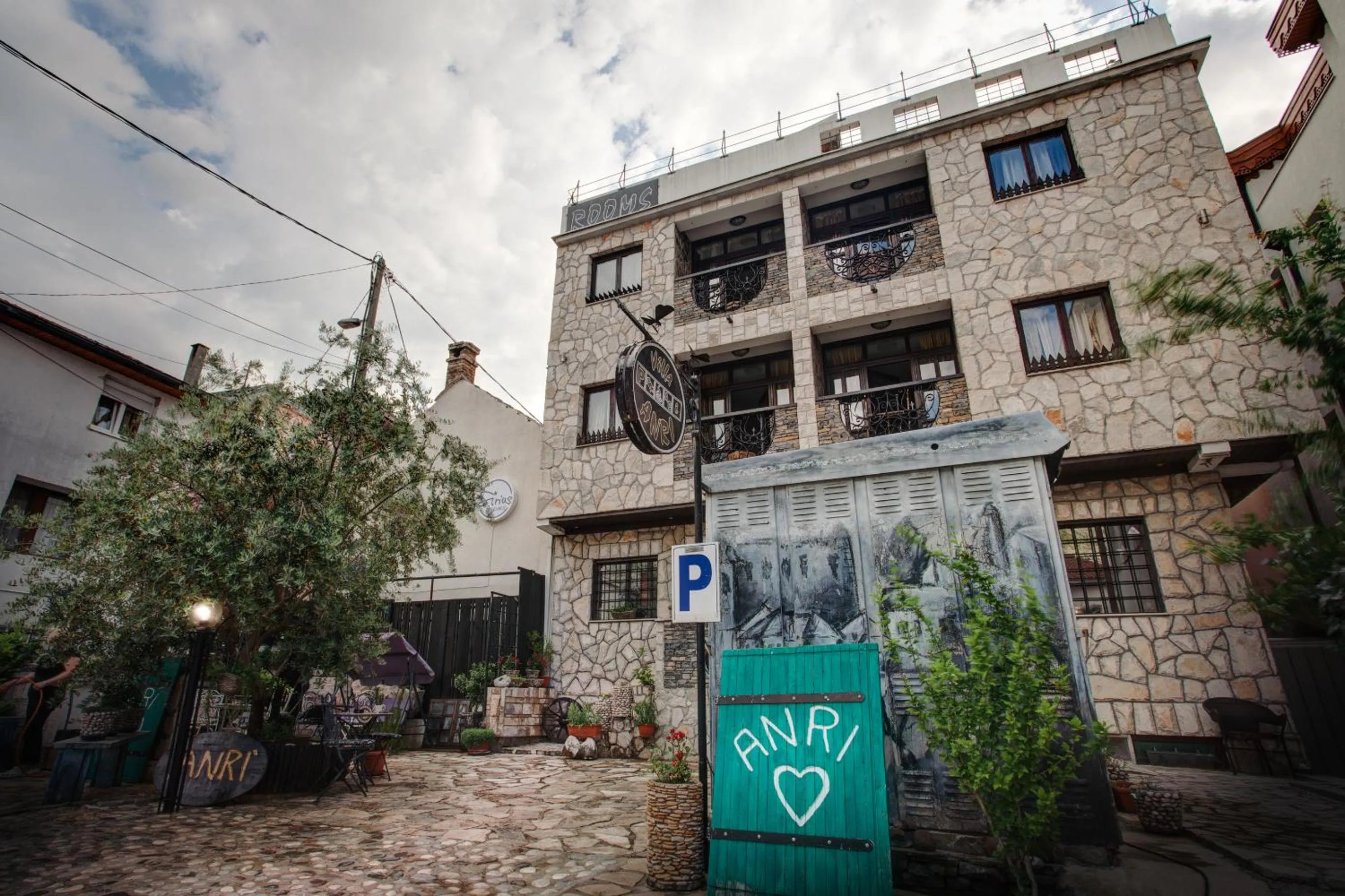 Property building in Villa Anri