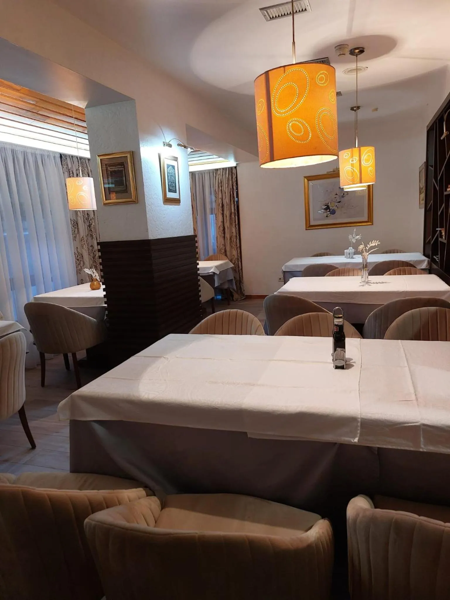 Restaurant/places to eat, Bed in Hotel Pahuljica