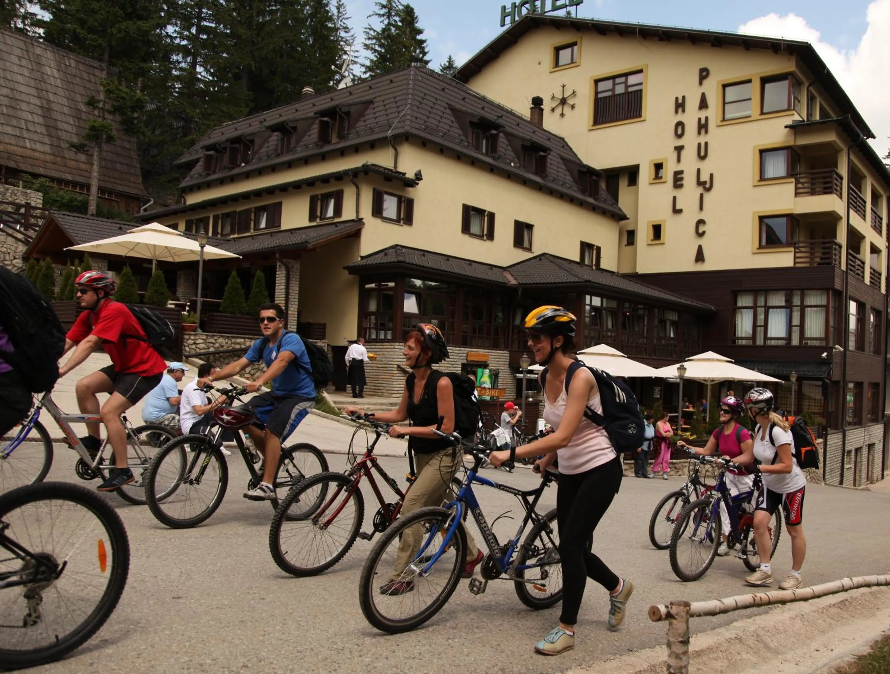 Cycling in Hotel Pahuljica