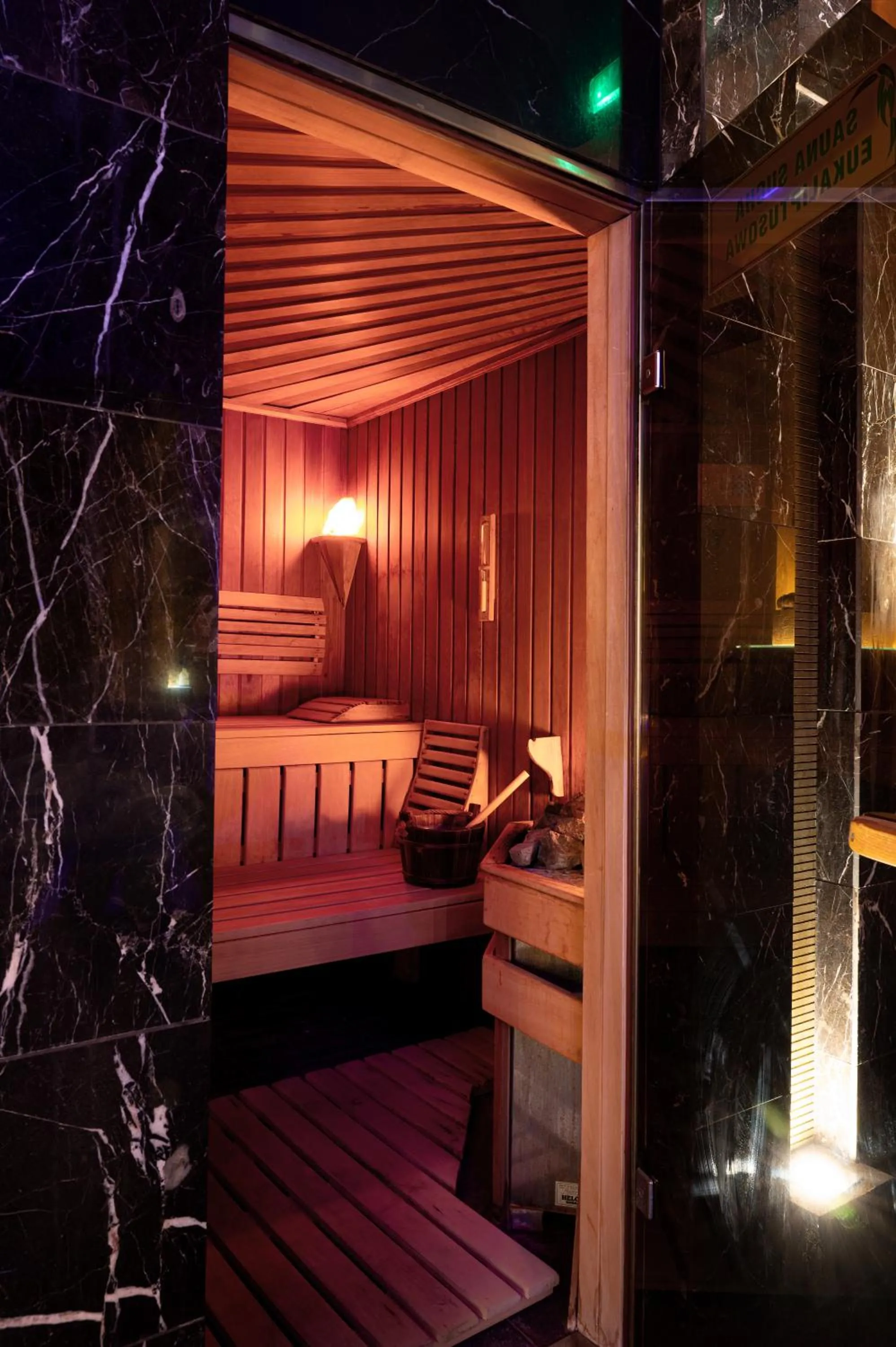 Sauna, Bed in Hotel Falko