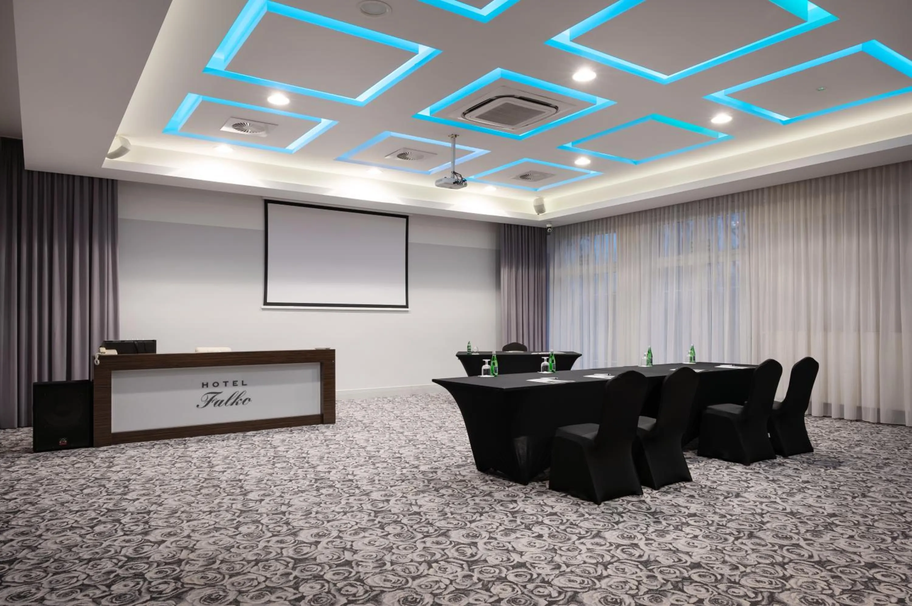 Meeting/conference room in Hotel Falko