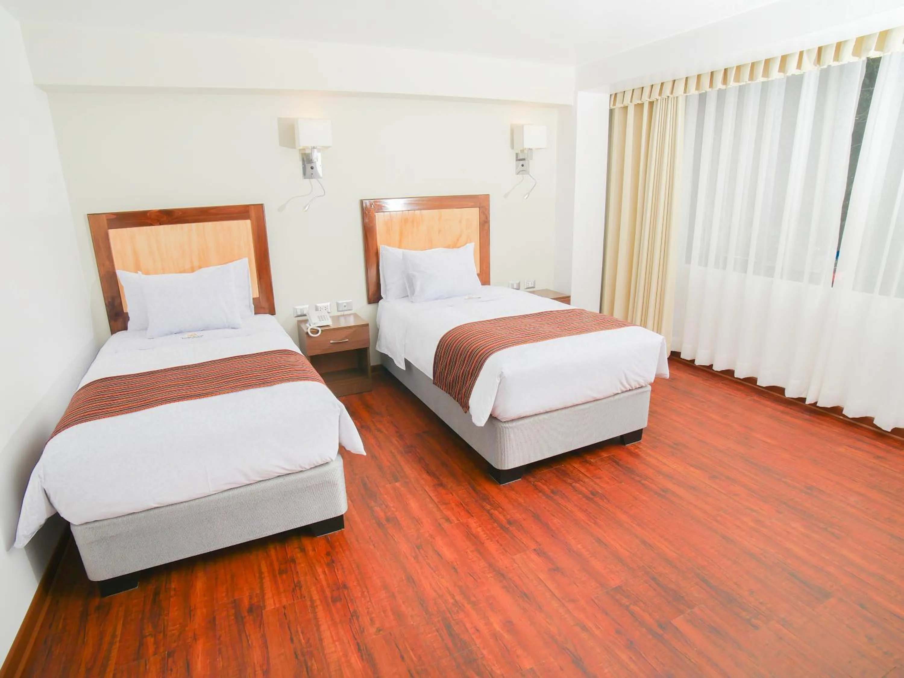 Bed in Golden Sunrise Machupicchu