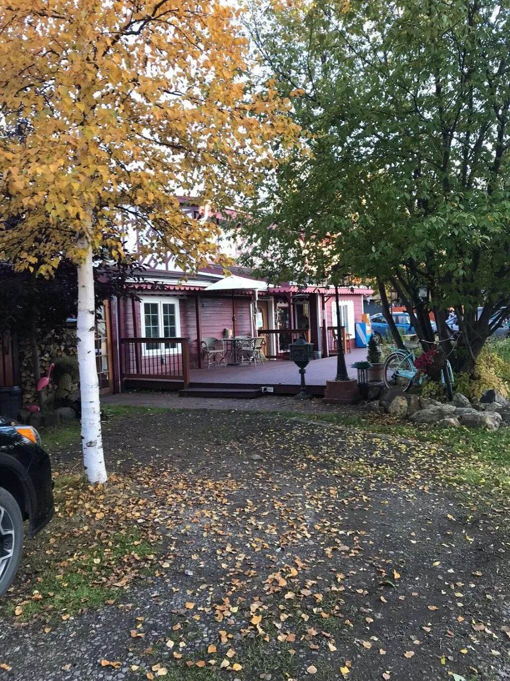 Property building in Billie's Backpackers Hostel