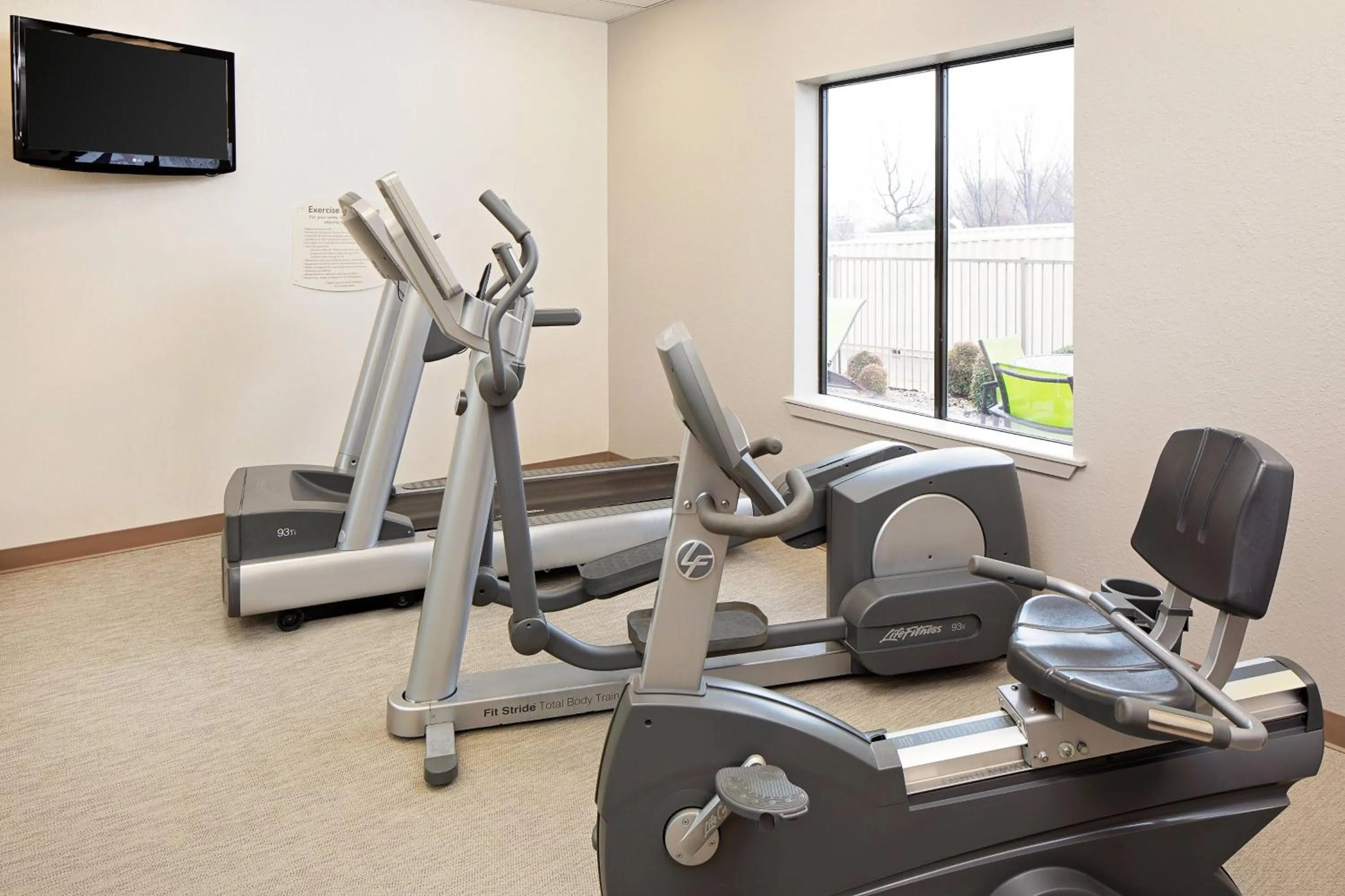 Fitness centre/facilities in SpringHill Suites by Marriott Ardmore
