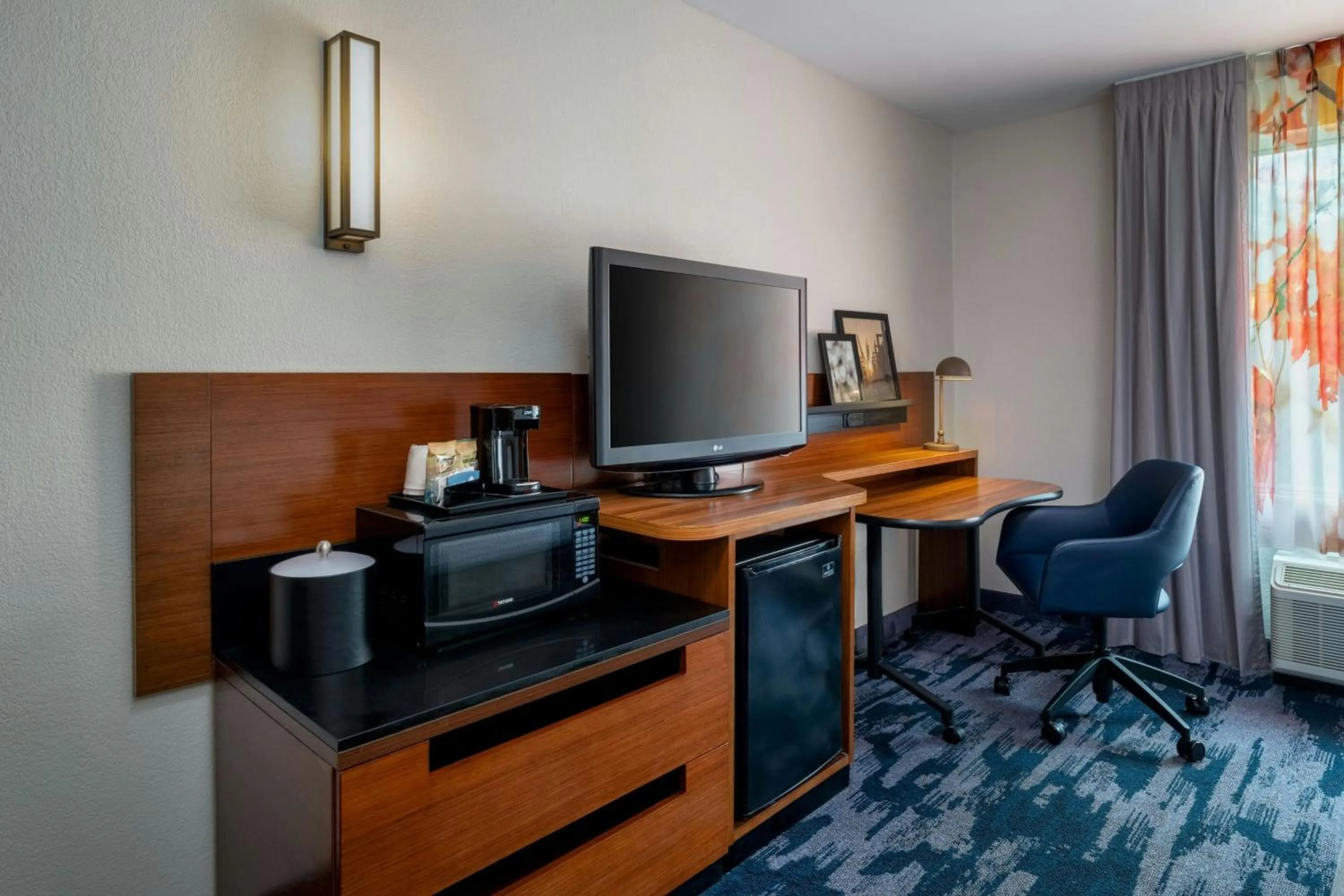 Photo of the whole room in Fairfield Inn & Suites by Marriott Aiken