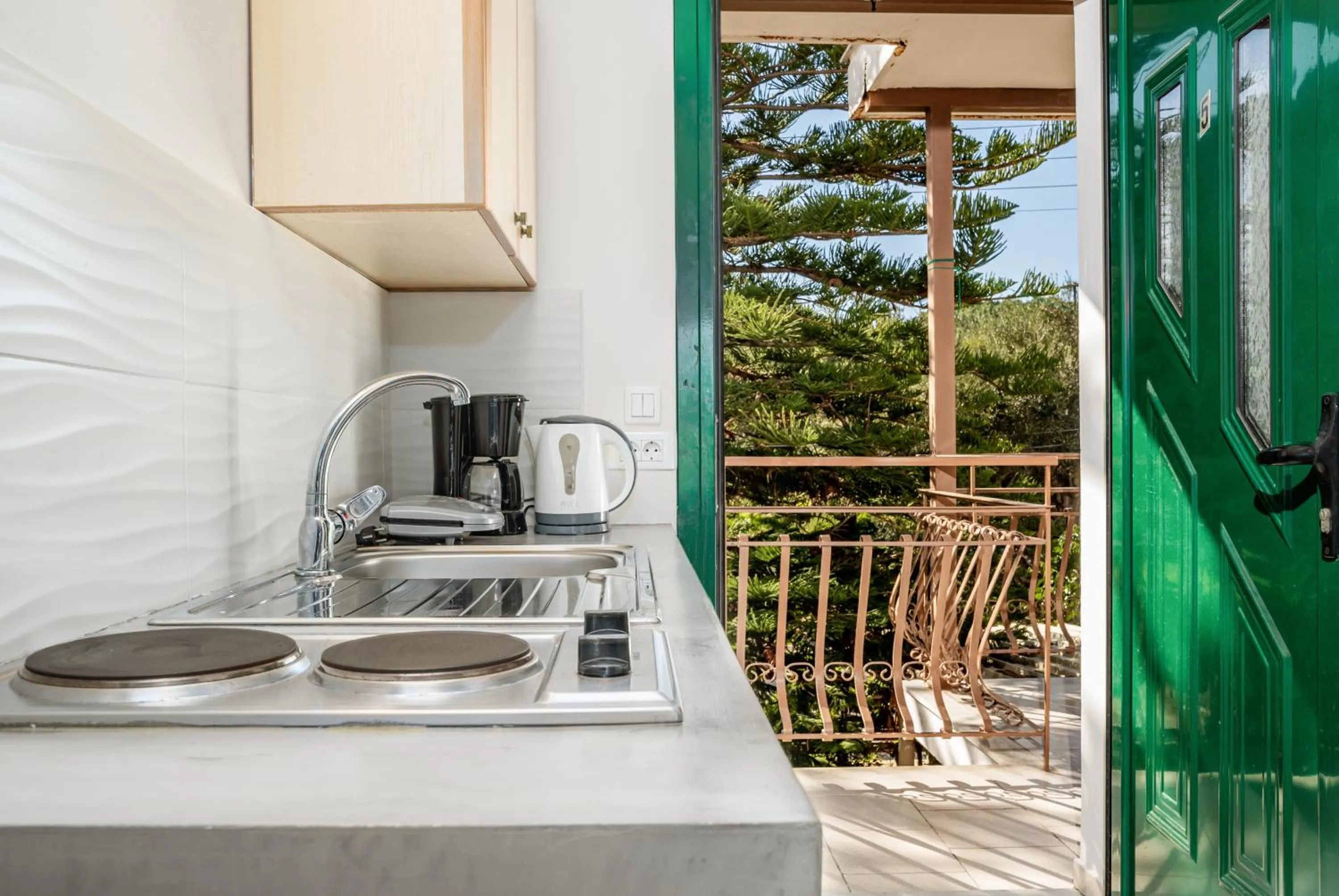 Kitchen or kitchenette in Herodotos Studios