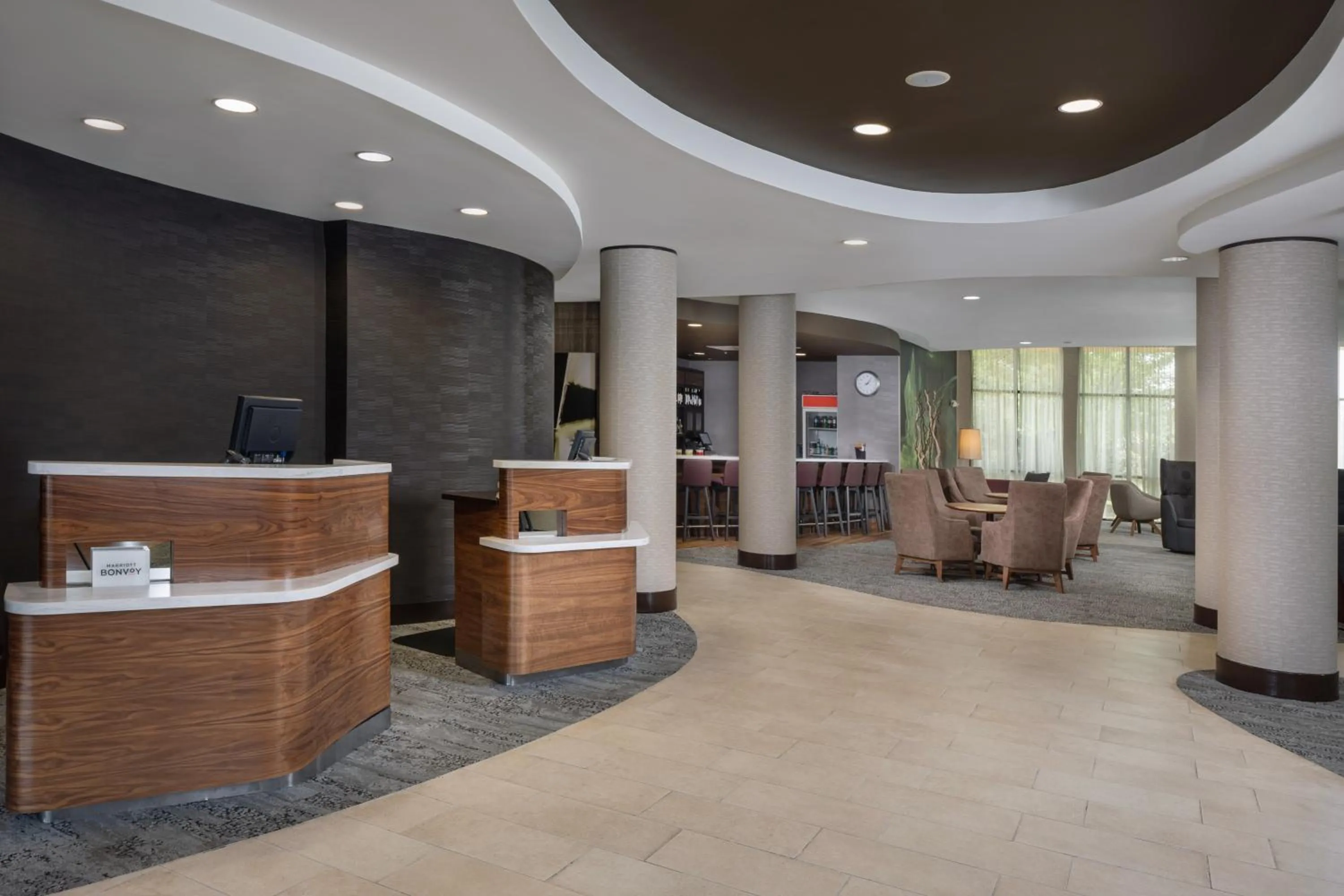 Lobby or reception in Courtyard by Marriott Anniston Oxford