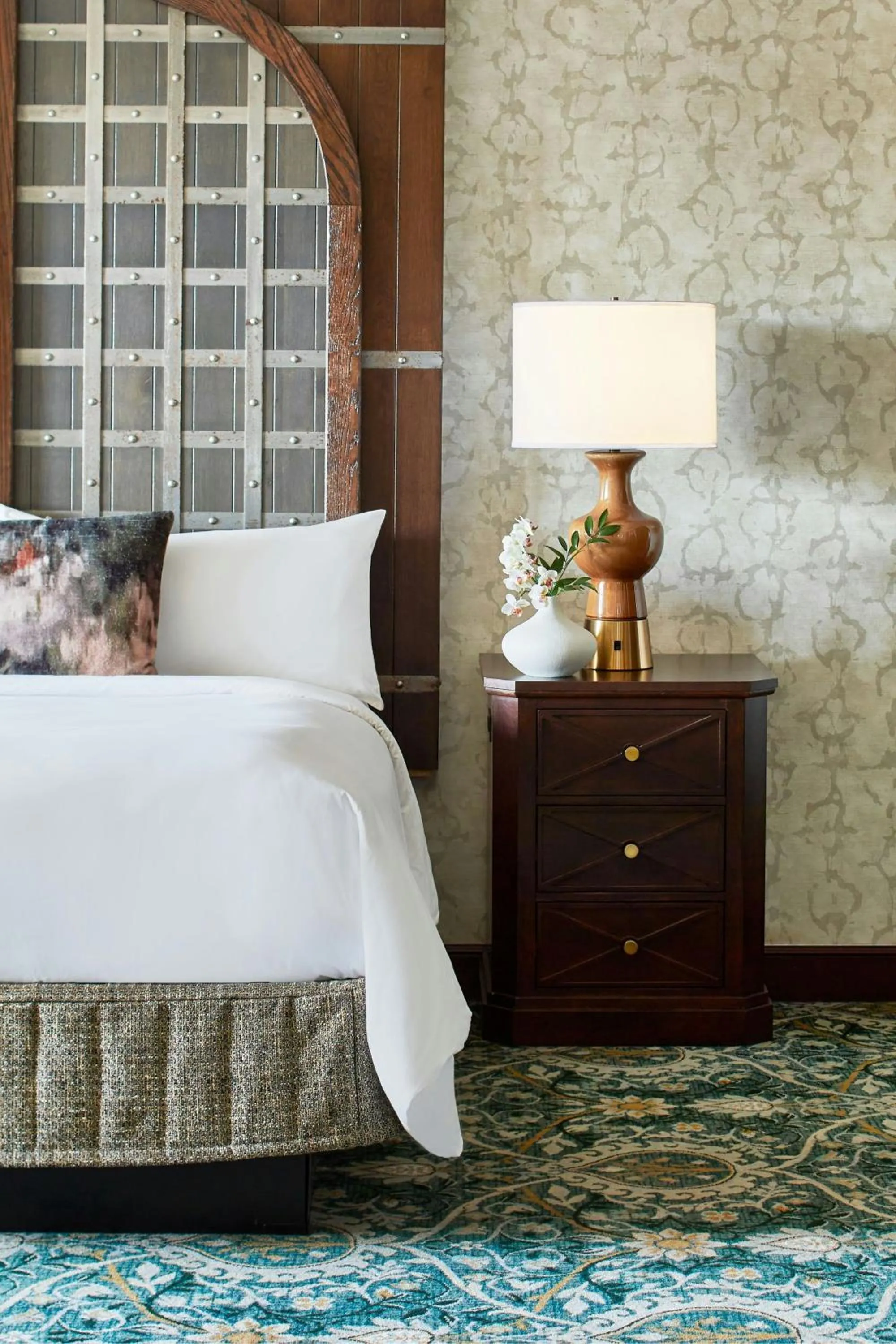 Photo of the whole room, Bed in Renaissance Birmingham Ross Bridge Golf Resort & Spa