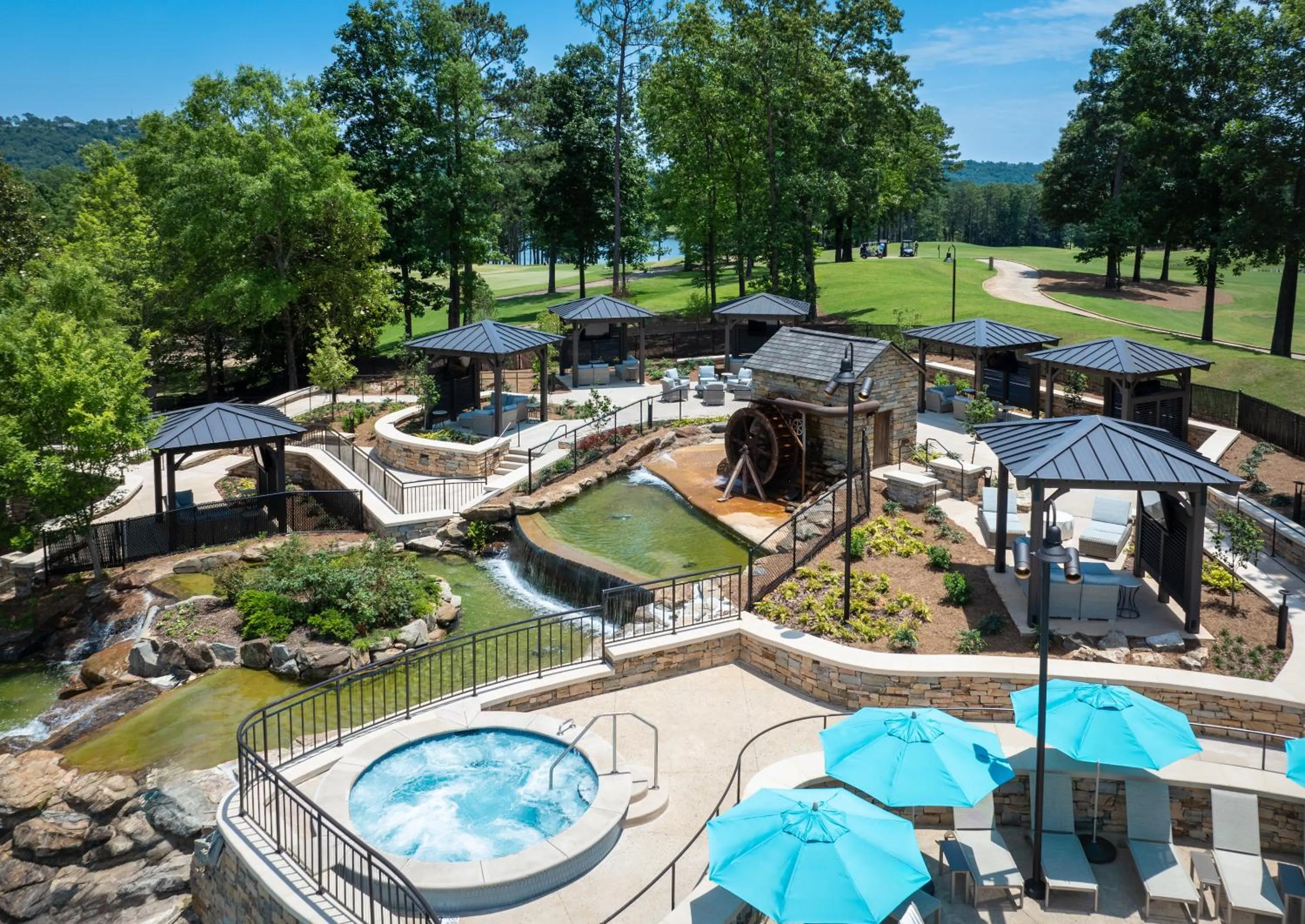 Swimming pool in Renaissance Birmingham Ross Bridge Golf Resort & Spa