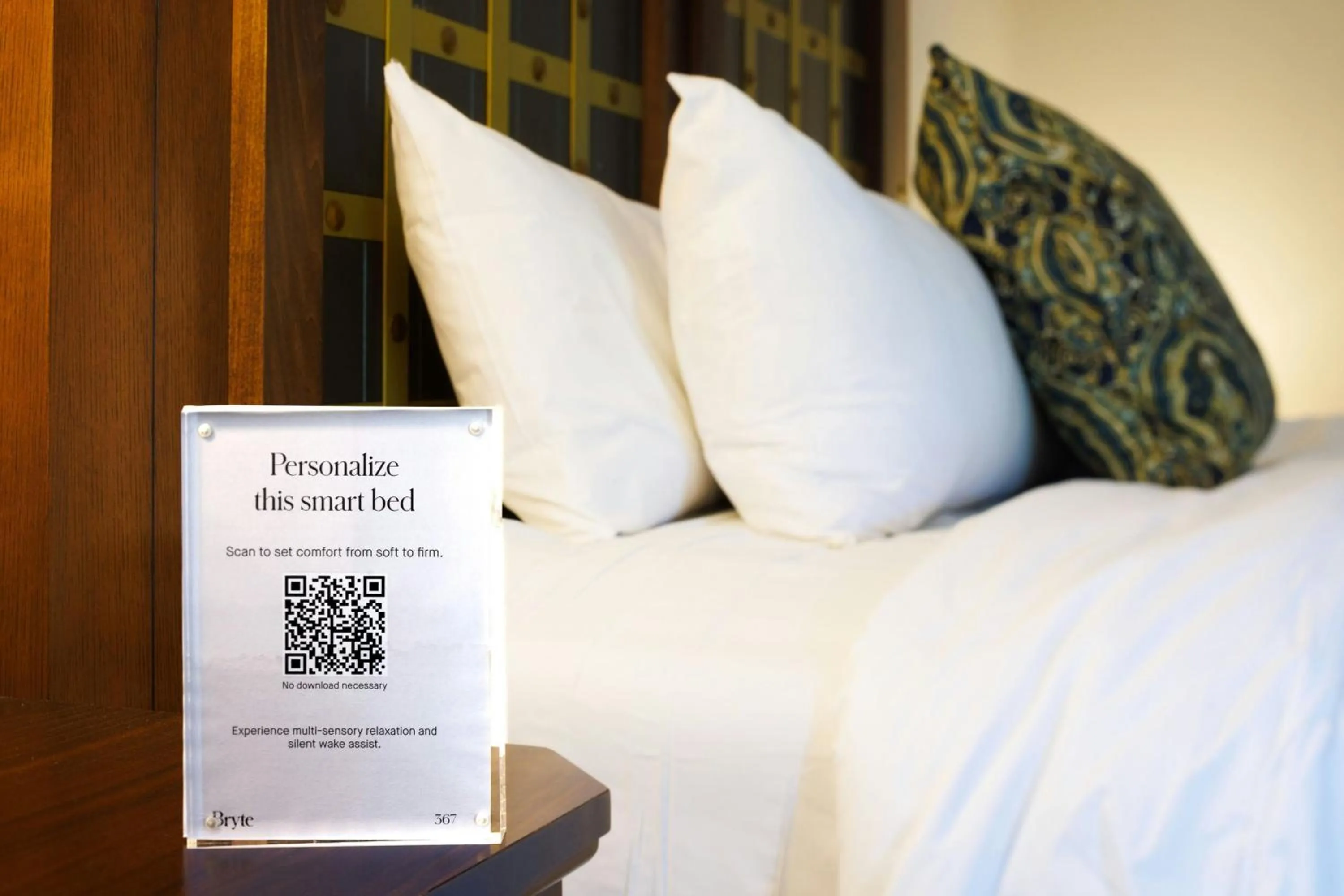 Photo of the whole room, Bed in Renaissance Birmingham Ross Bridge Golf Resort & Spa