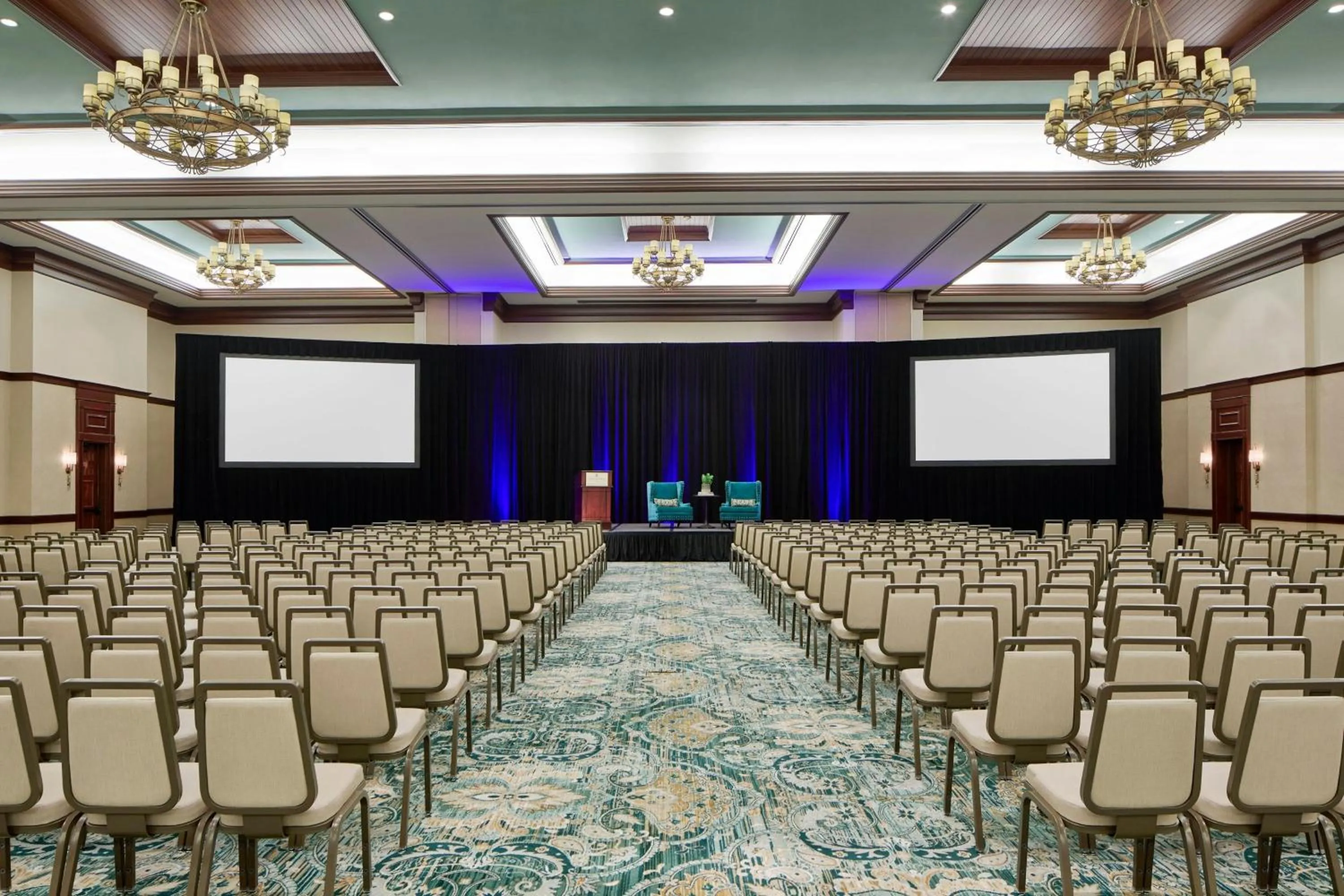 Meeting/conference room in Renaissance Birmingham Ross Bridge Golf Resort & Spa