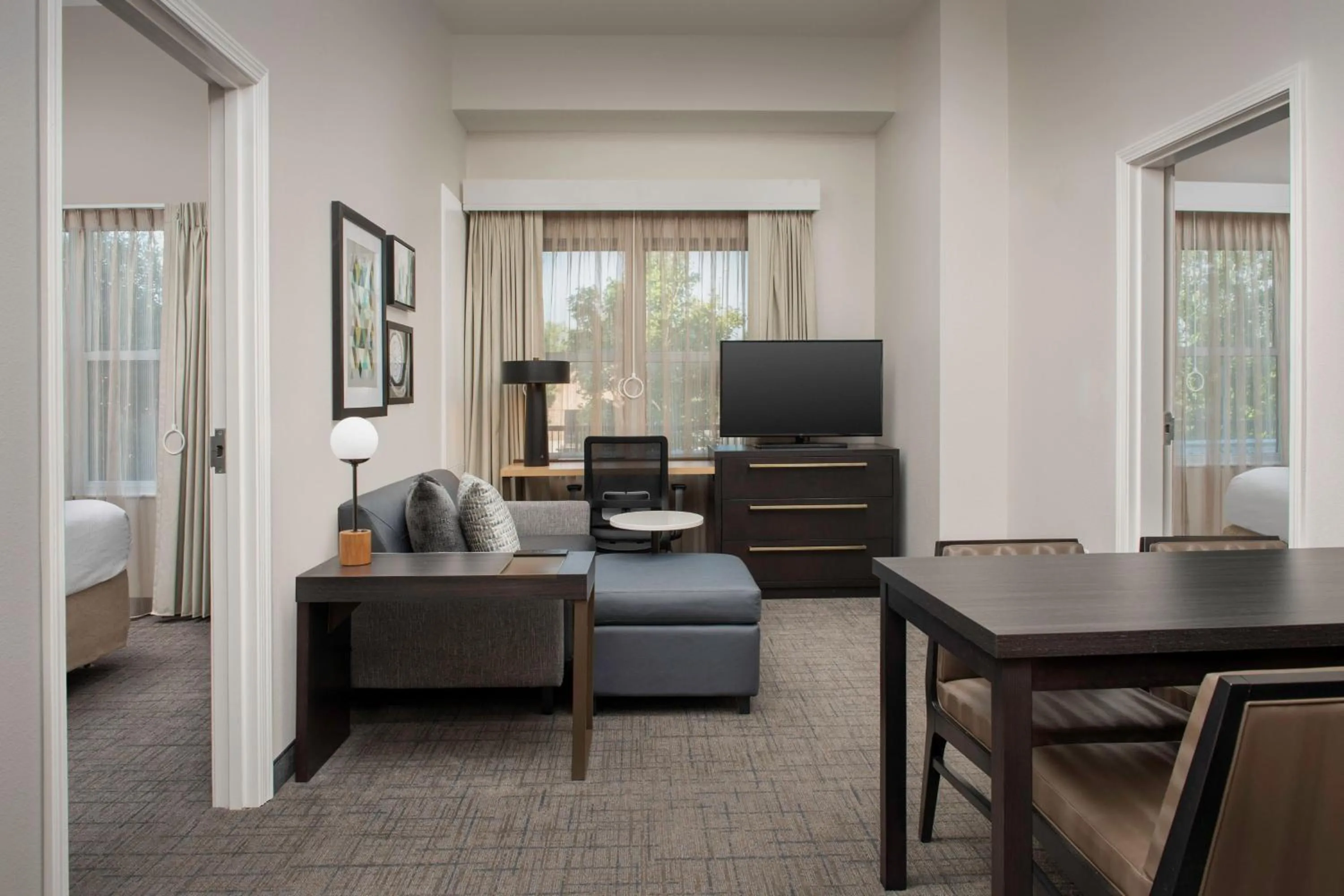 Bedroom in Residence Inn Birmingham Hoover