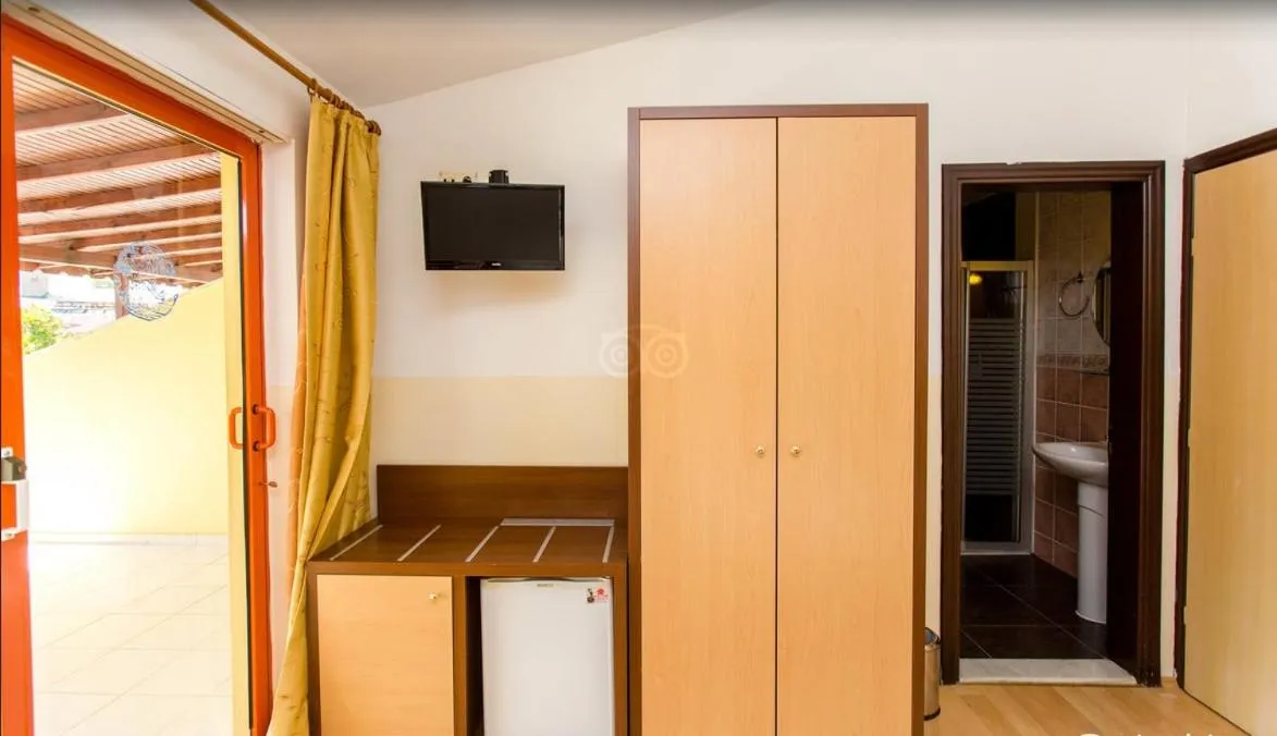 Shower in Wassermann Hotel