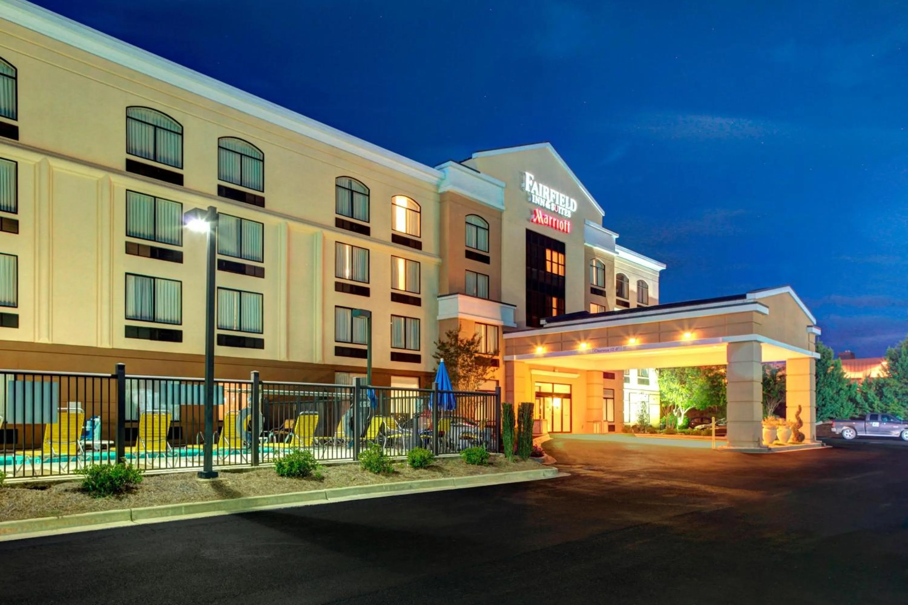 Property building in Fairfield by Marriott Inn & Suites Anniston Oxford