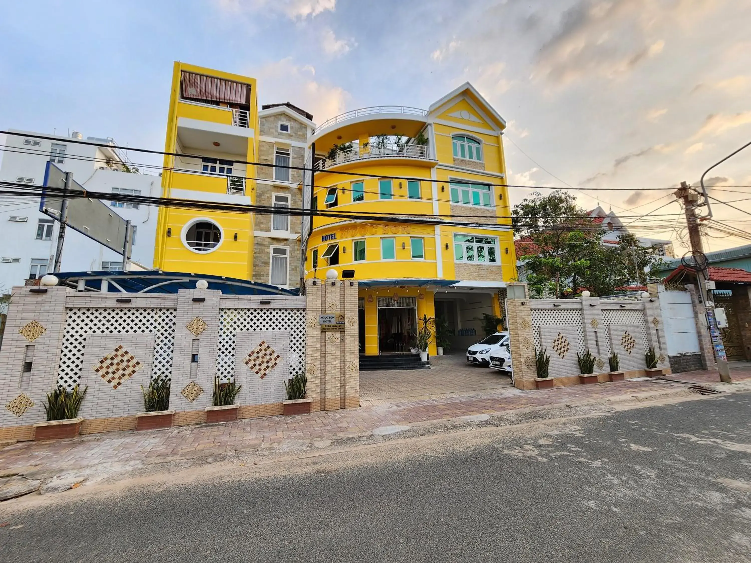 Ngoc Son Hotel Ngoc Son Hotel