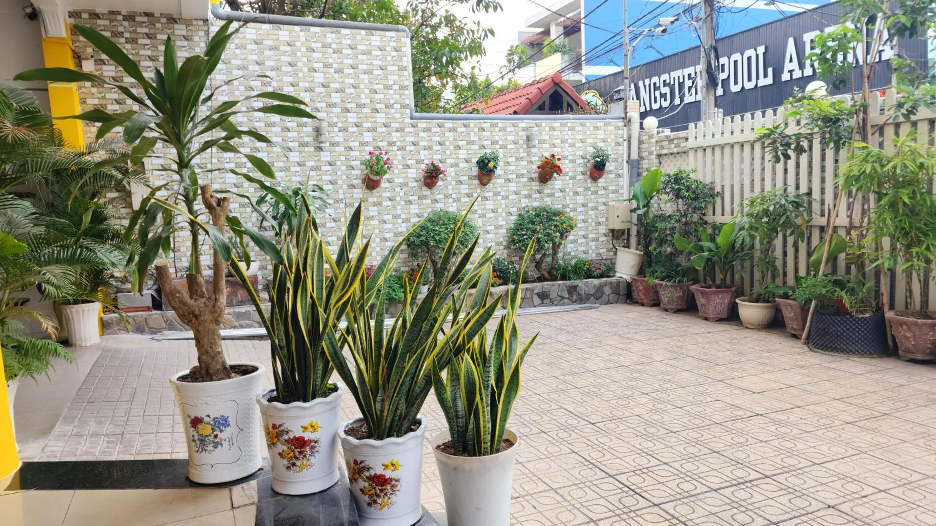 Day in Ngoc Son Hotel