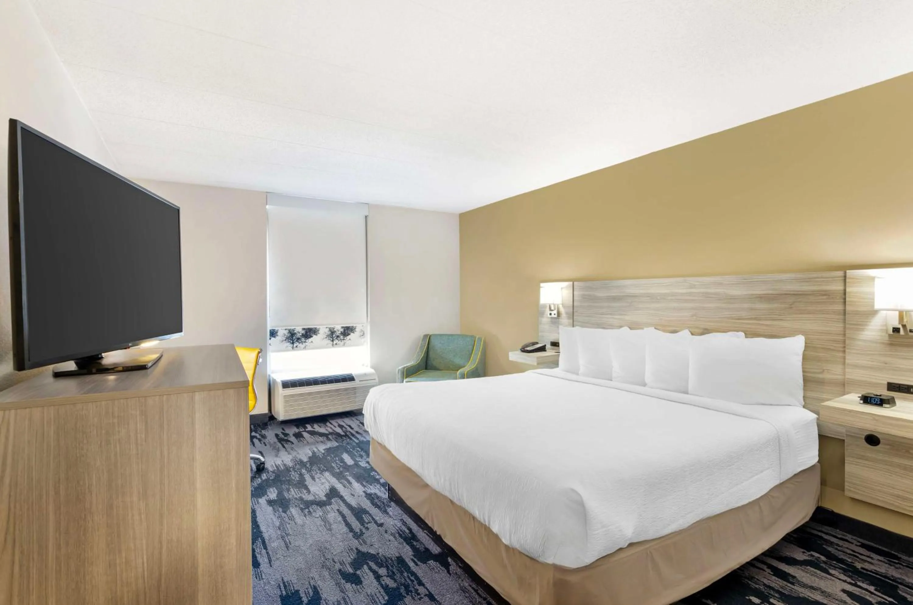 Bedroom, Bed in Best Western Plus Beckley Inn