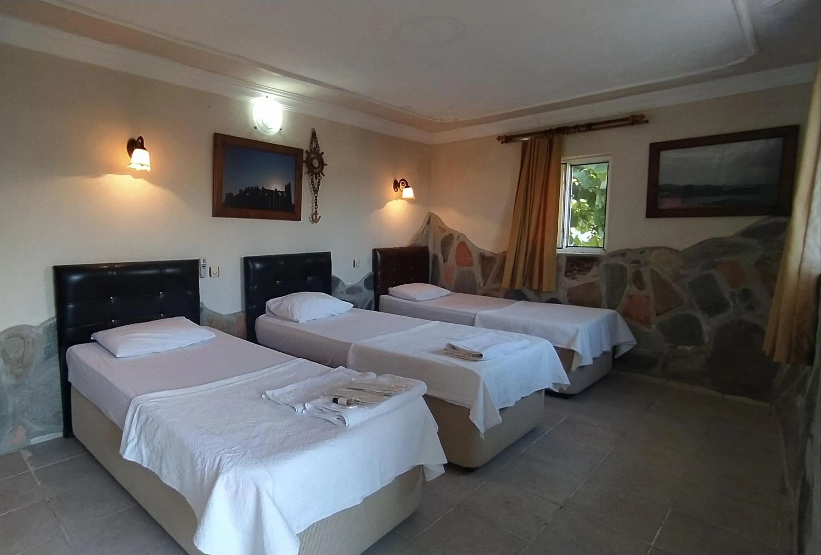 Bed in Selenes Pansiyon