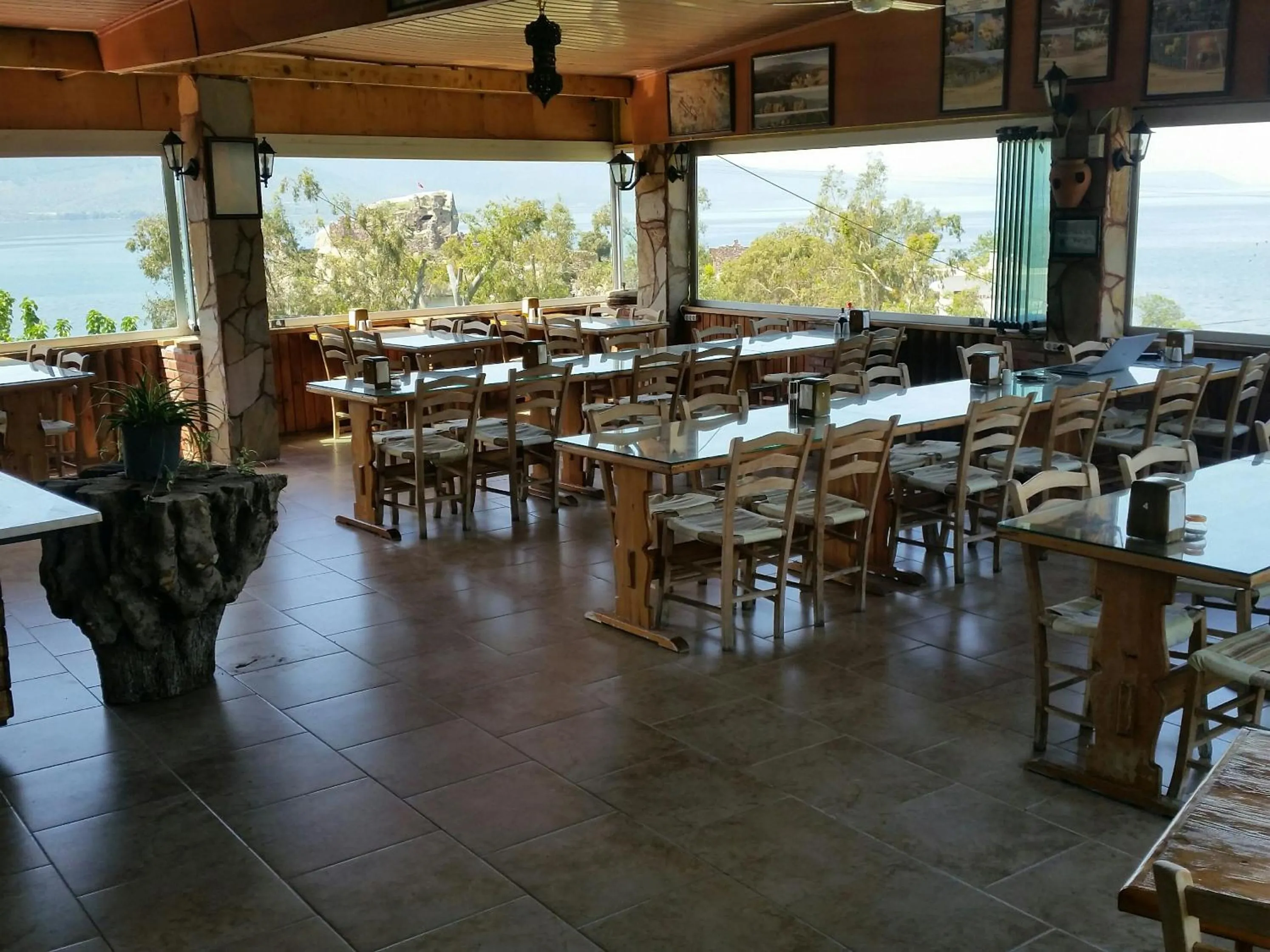 Restaurant/places to eat in Selenes Pansiyon