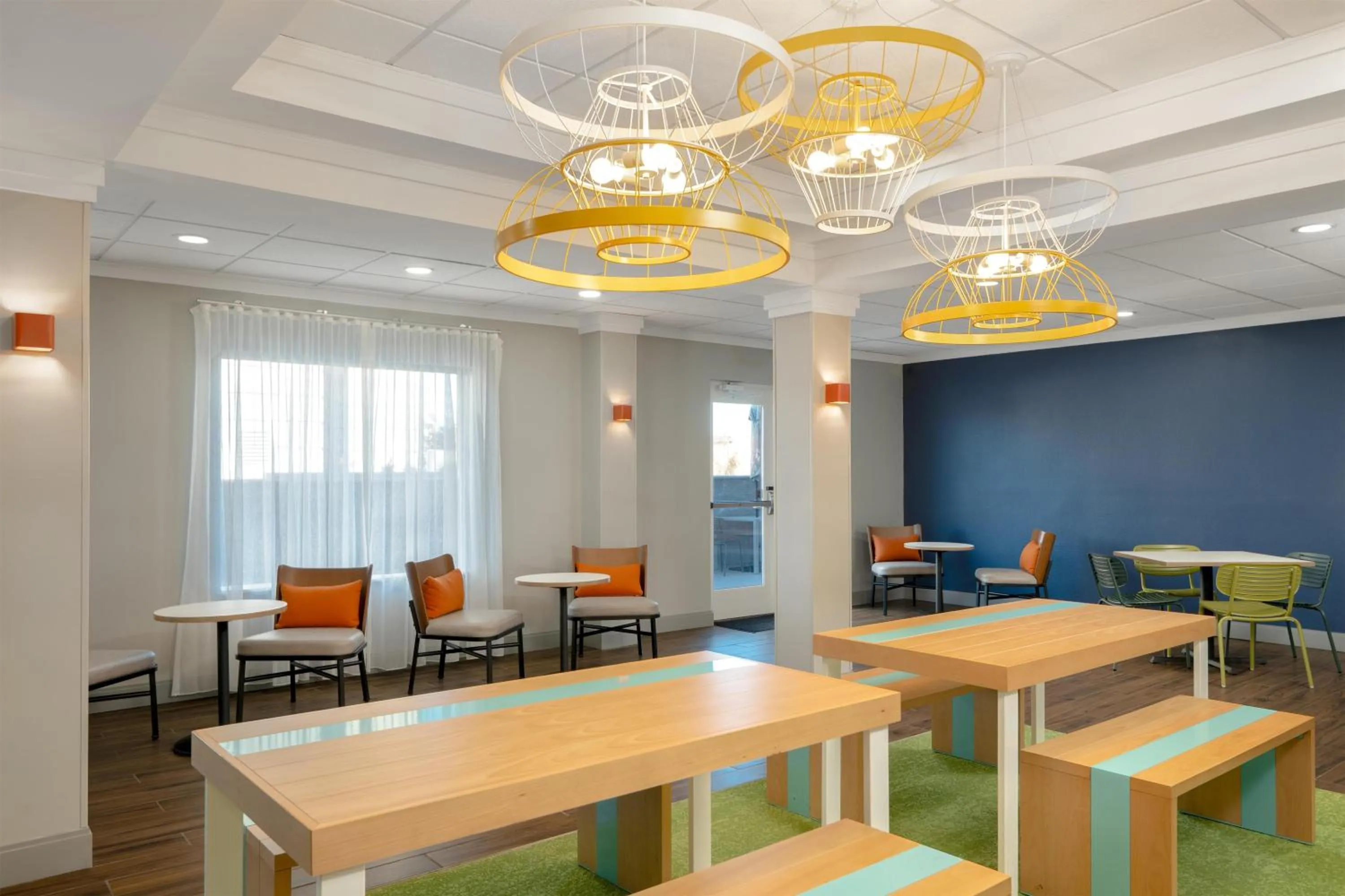 Lobby or reception in Spark by Hilton Murfreesboro