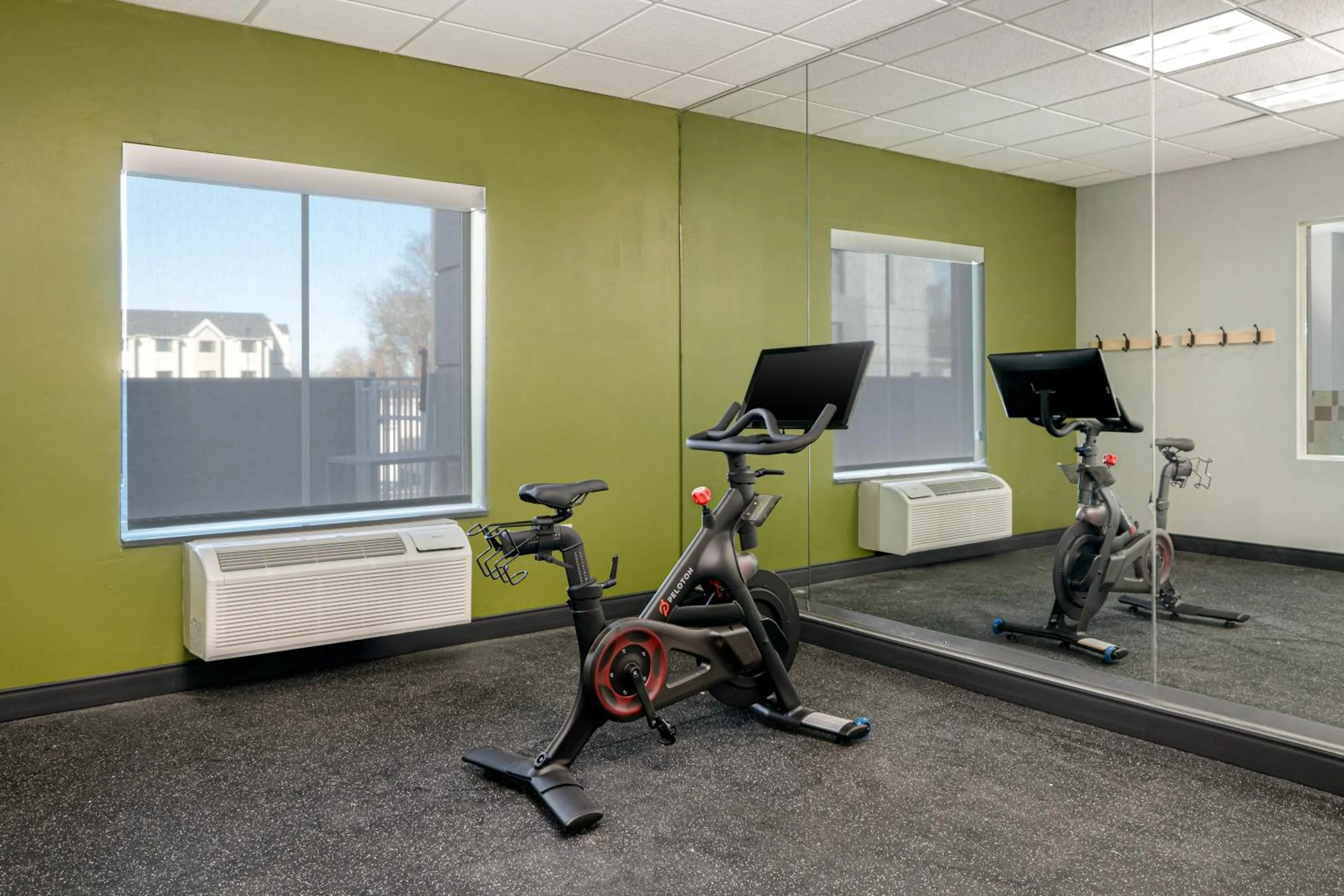 Fitness centre/facilities in Spark by Hilton Murfreesboro