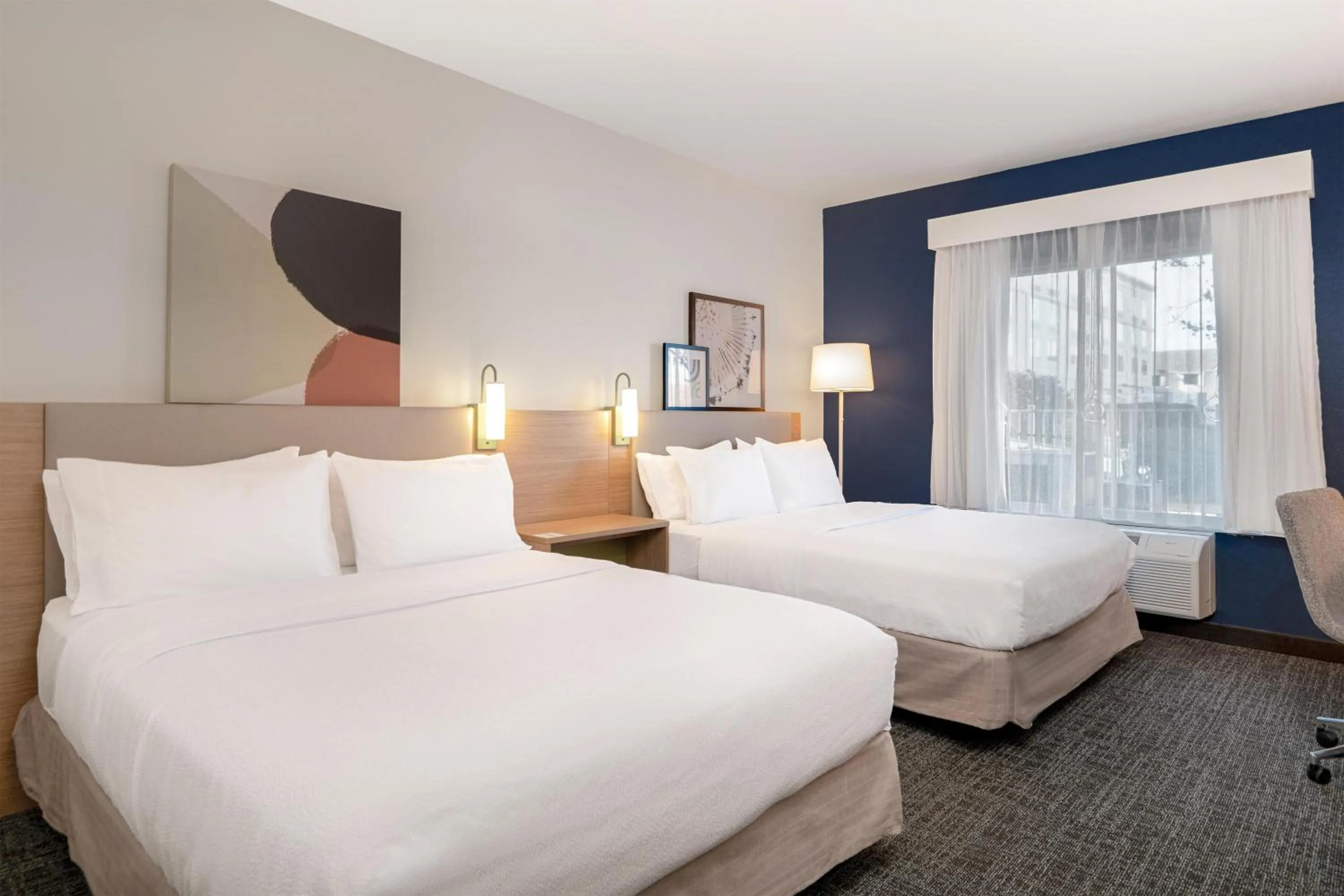 Bed in Spark by Hilton Murfreesboro