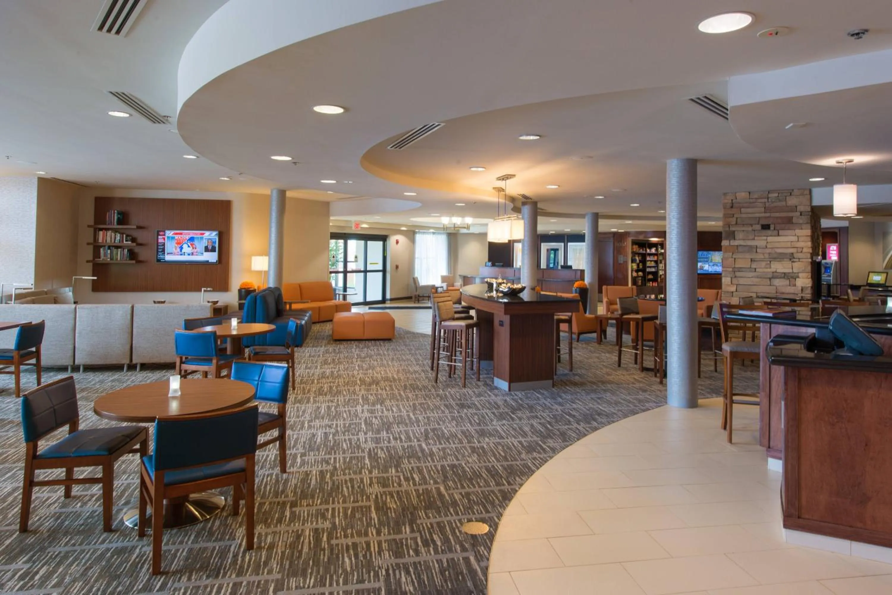 Lobby or reception in Courtyard by Marriott Canton