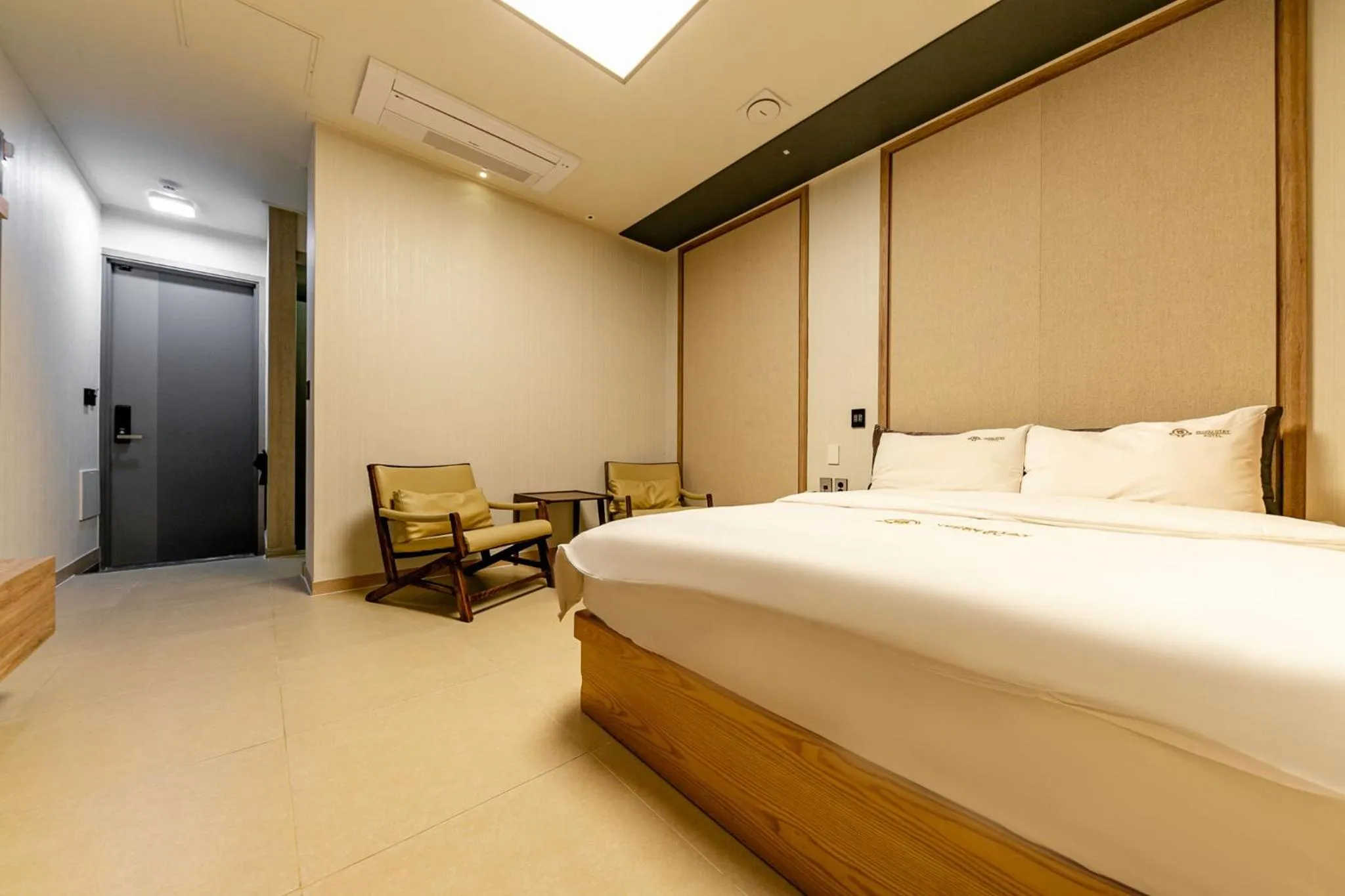 Bed in Yeosu Stay Hotel