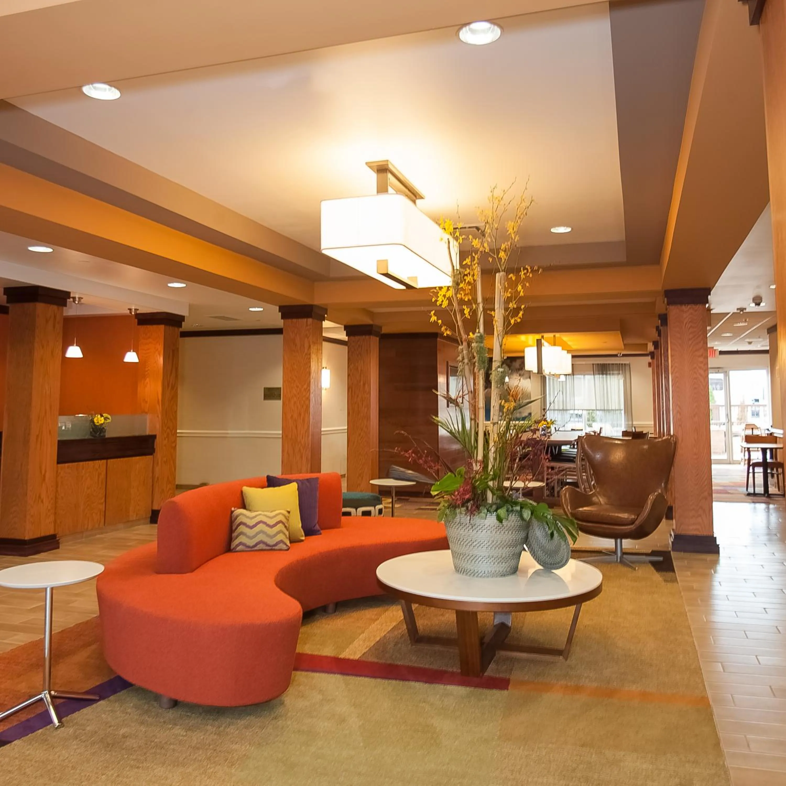 Seating area in Comfort Inn & Suites Akron South