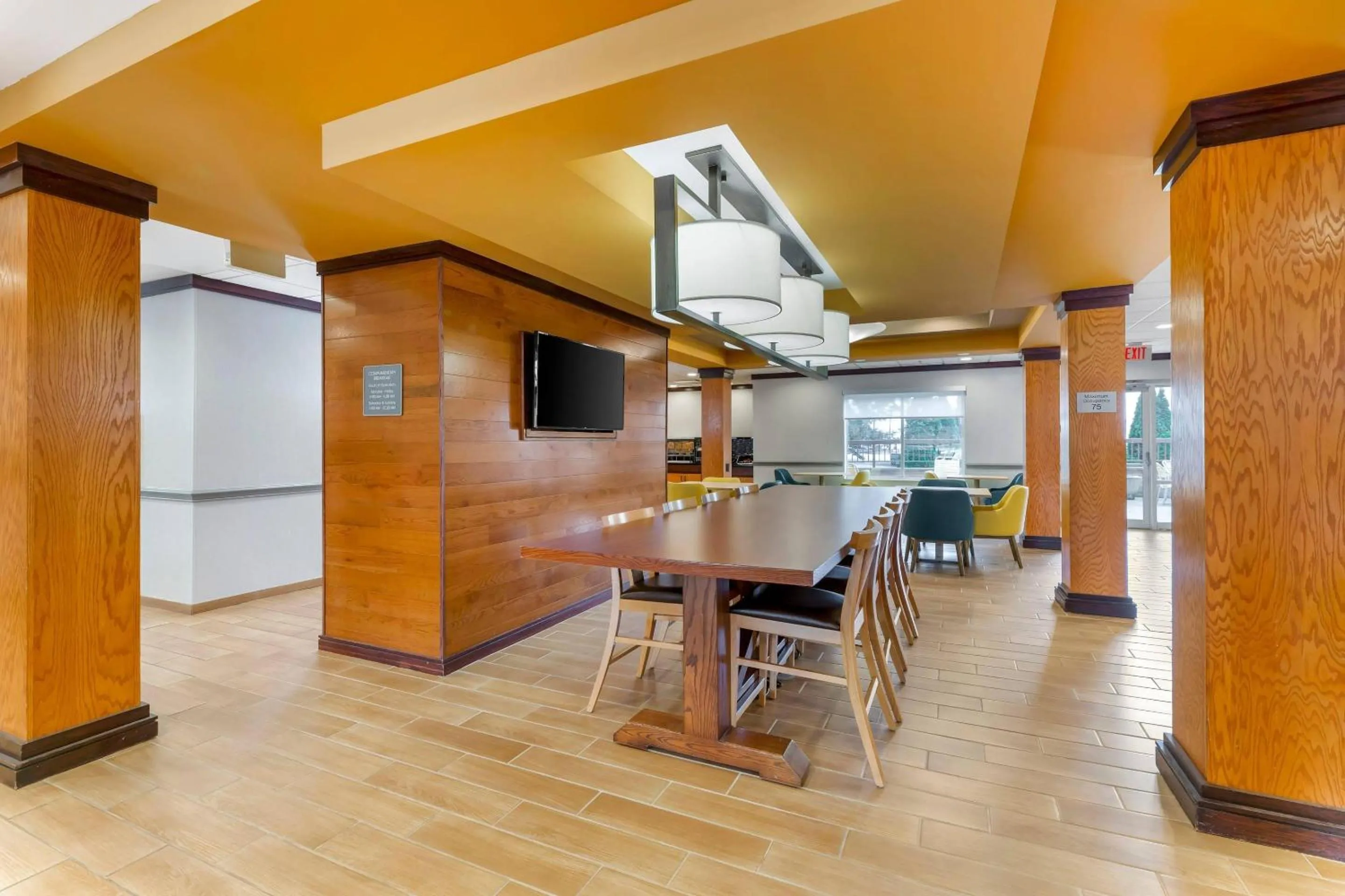 Breakfast in Comfort Inn & Suites Akron South