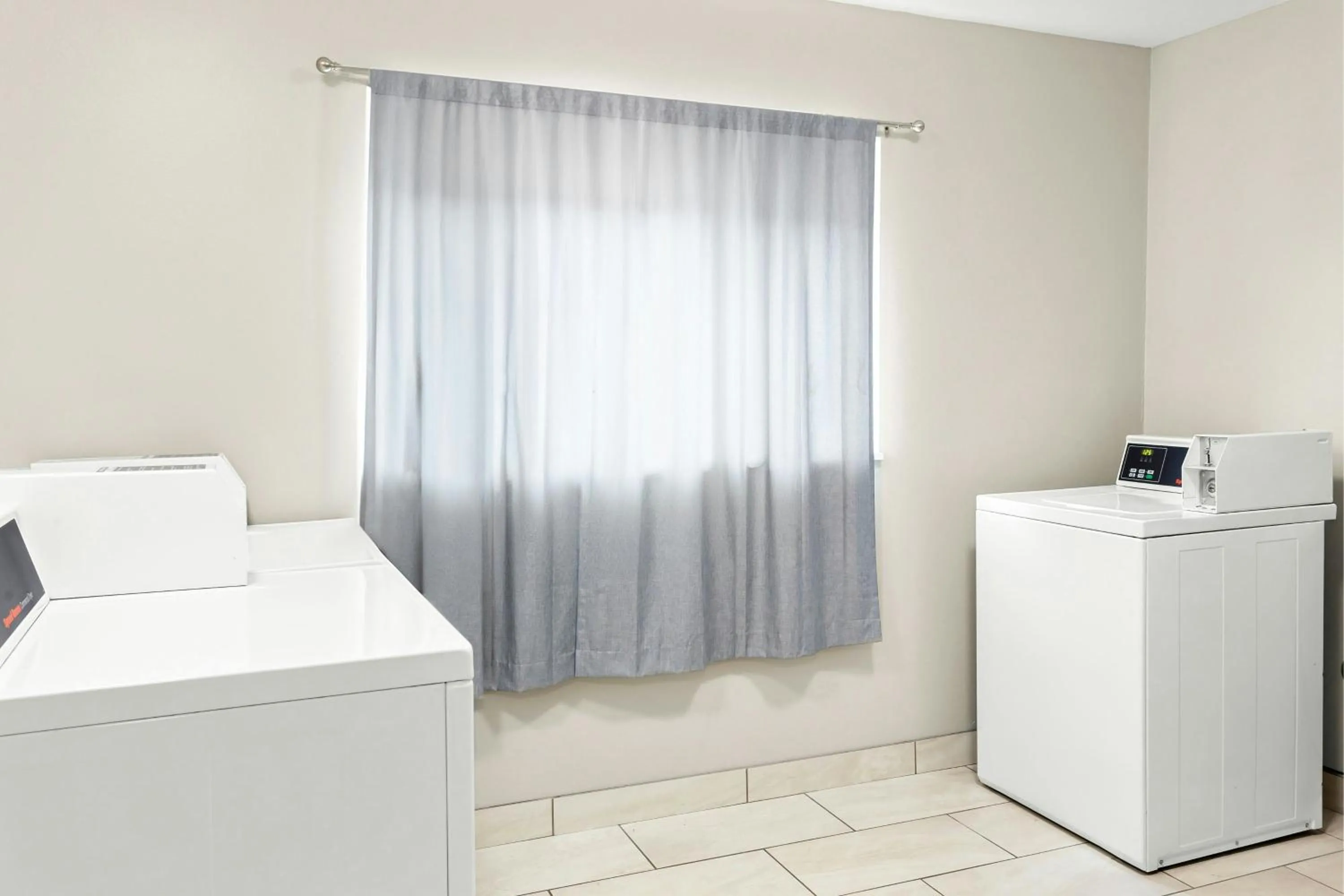 Other, Bed in Residence Inn Chicago Southeast/Hammond, IN