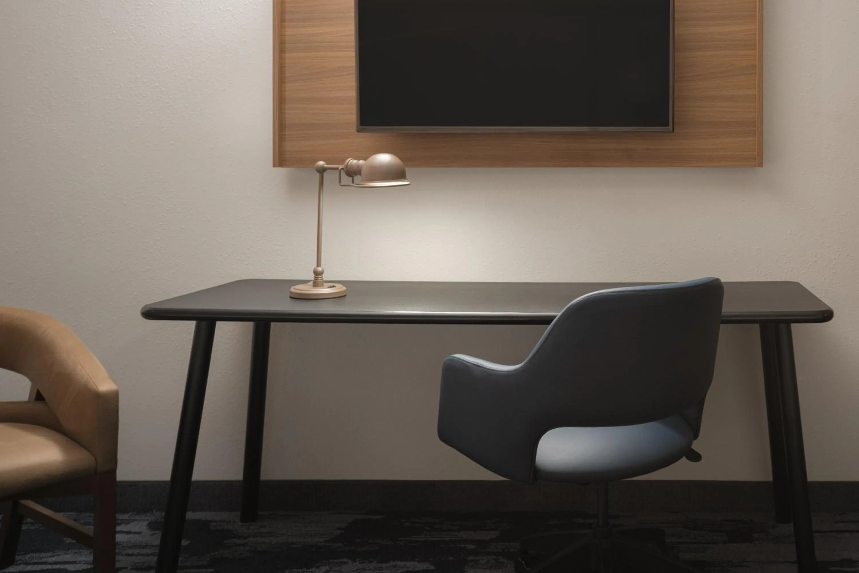Seating area in Fairfield Inn and Suites Cleveland