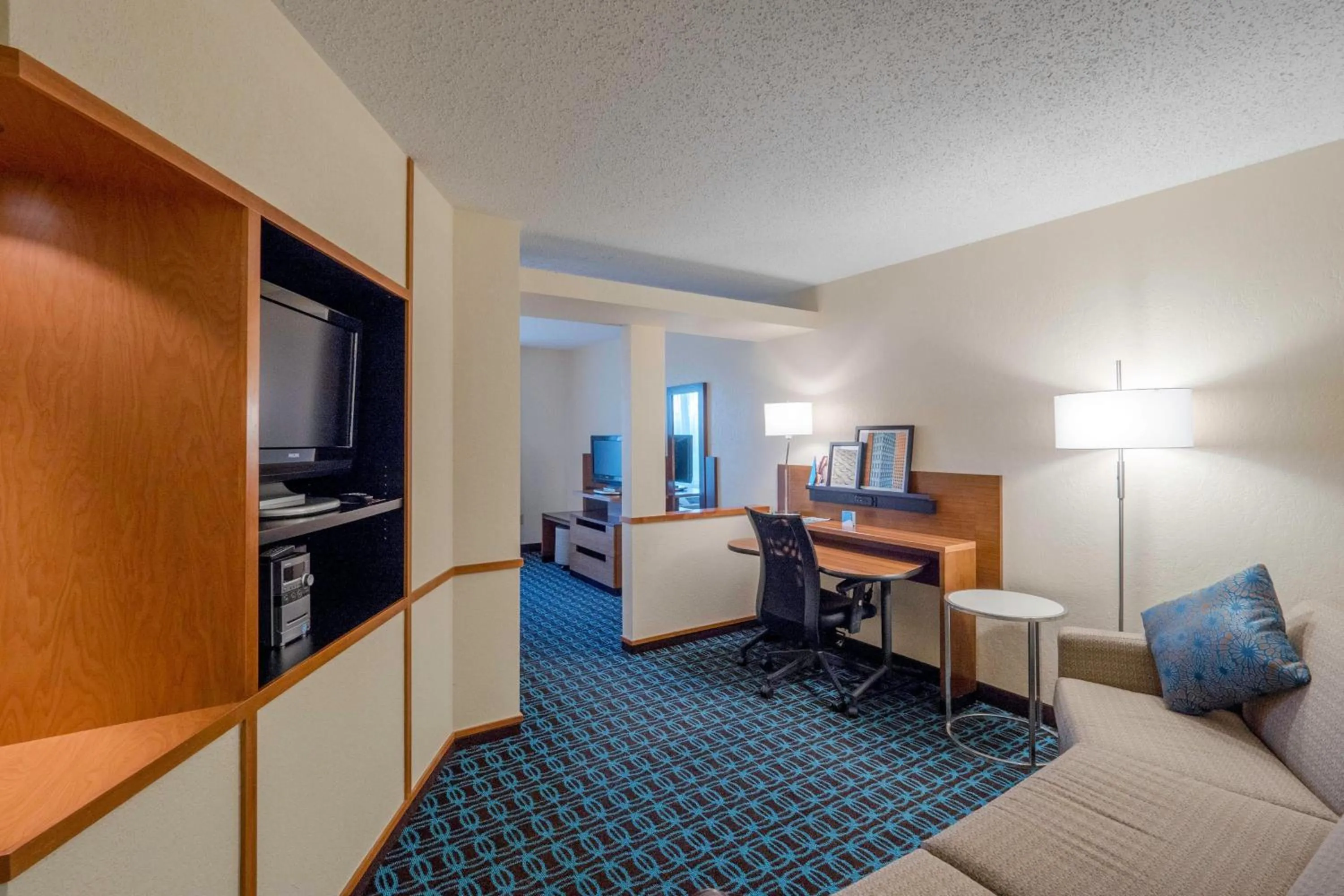 Photo of the whole room in Fairfield Inn & Suites by Marriott Cleveland Streetsboro
