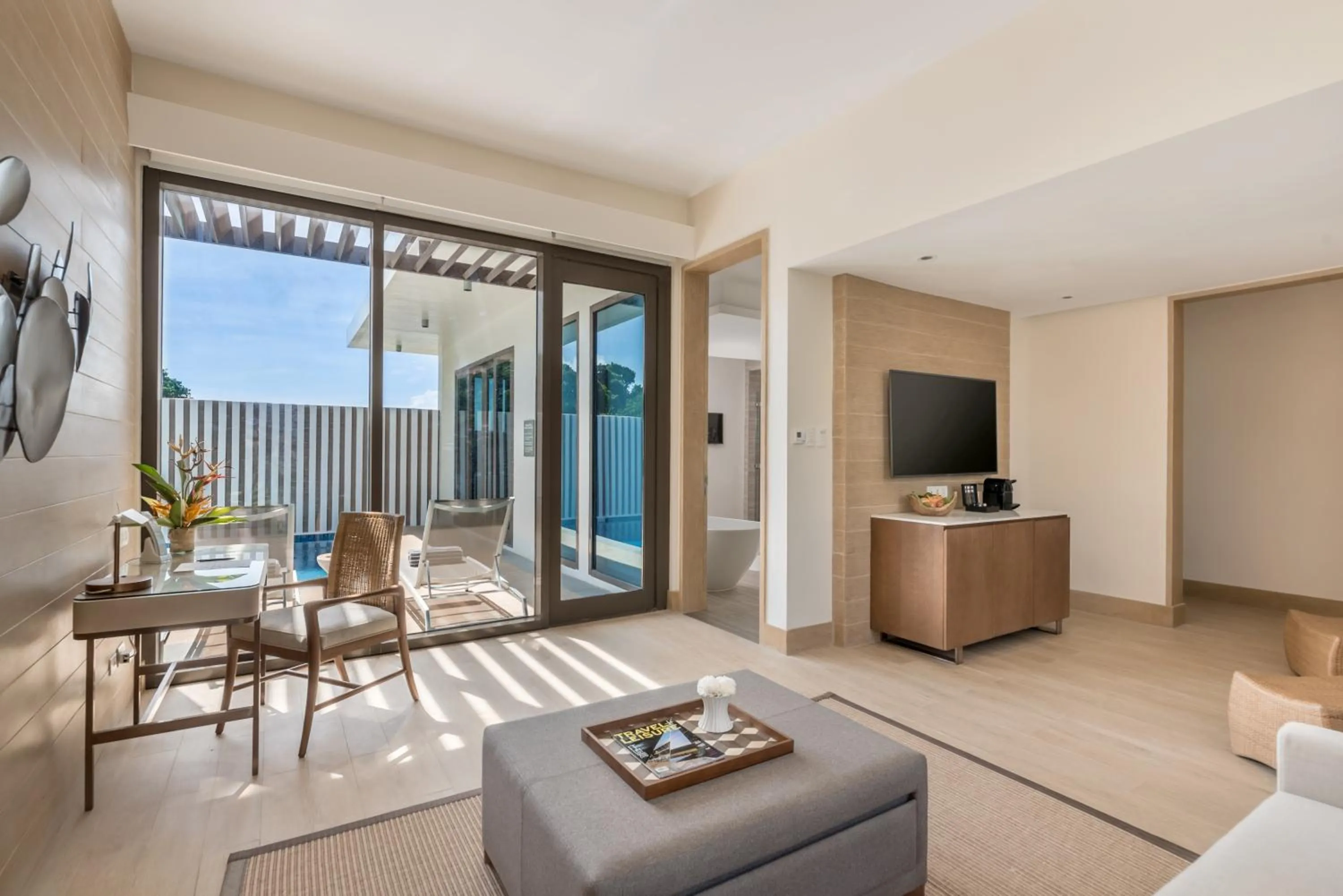 Living room in Crimson Resort and Spa Boracay